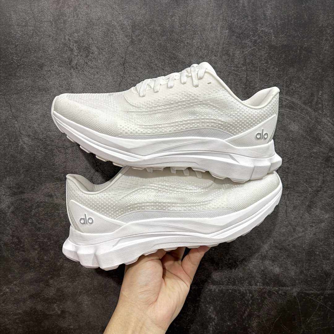 Alo Runner 明星同款 四季常青款增高低帮休闲生活鞋 白色1:1复刻 细节一步到位 采用增高4C