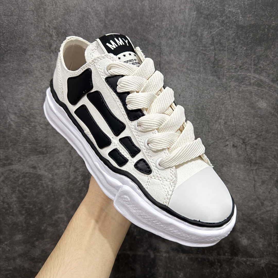 图片[3]-【莞产纯原】MMY X AMIRI 联名款骨头鞋溶解鞋 黑白碰撞，独特骨骼线条设计，这双板鞋将个性与时尚完美融合。上脚瞬间，街头潮流感拉满，每一步都踏出不羁态度 。原版开模复刻 还原正品味道 顶级版本！ 尺码：35-45 ✔ 鞋面采用进口帆布+进口牛皮 ✔ 内里采用顶级帆布 ✔ 二次成型不规则大底 防滑耐磨-选品中心