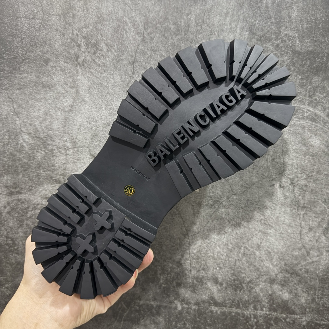 图片[9]-【莞产G版】Balenciaga Hummer 巴黎世家牛皮革公牛皮 圆头系带德比做旧休闲鞋 象征着时尚的前沿 款式典雅而时尚 突显法式高雅气息 众多国内外一线潮流明星上脚加持 舒适鞋面 具有很好的延展性和透气性 外观设计鞋身运用简洁的黑色进行搭配 上脚颜值高 鞋跟耐磨性强 不易打滑 尺码：39-45（偏大一码）-选品中心