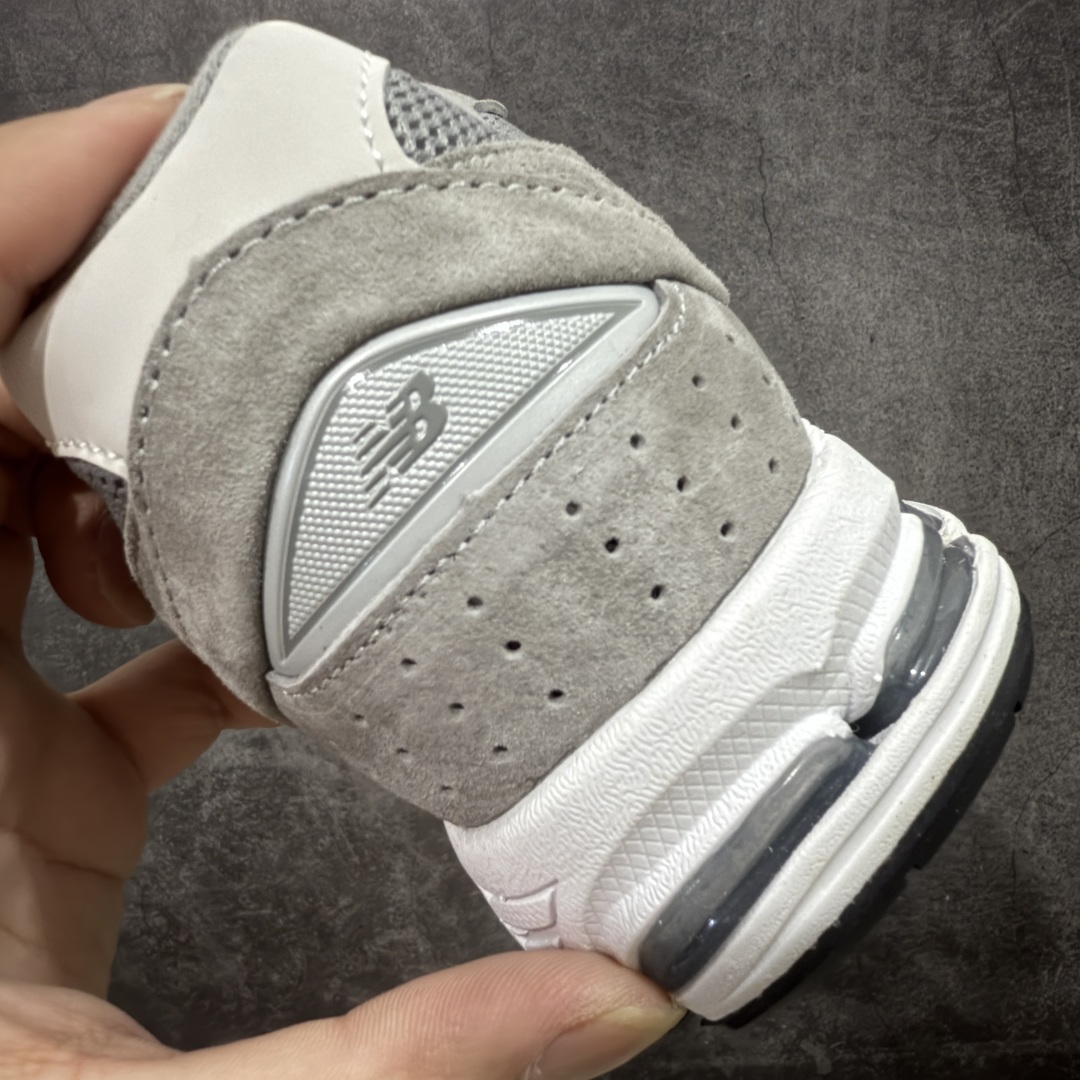 图片[2]-【Mok版】New Balance NB2002R系列 M2002RST 独家私模 官方99%复刻 6层组合大底 原楦、原纸板、独家私模组合底.abzorb搭配ndurance橡胶大底，还原原版耐磨性、抓地力、弹性和缓震性能 后续新配色陆续出货 长期供应 经历几个月改版.调整.极致还原出货 2025新版鞋型 拒绝杀猪 欢迎对比市面各种虚高版本 尺码：36-47.5-选品中心