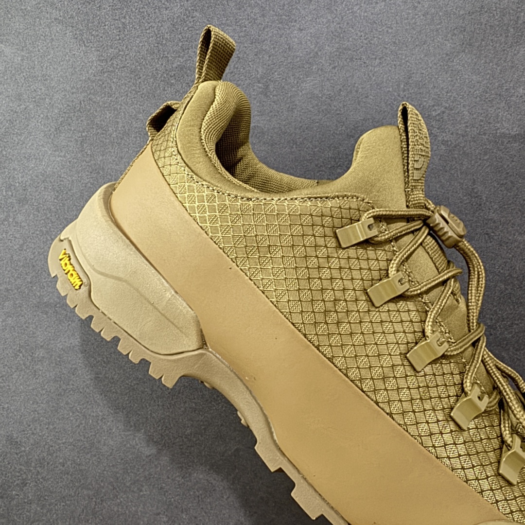 图片[6]-【广东纯原版本】The North Face 北面 户外运动休闲登山鞋越野徒步鞋 #大厂品质 面料采用进口牛皮 鞋底采用Vibram黄金大底 专门为鞋底设计的橡胶以出色的耐磨性 良好的防滑性或得不少户外运动爱好者的喜欢 专业户外登山品牌（北面）The North Face自1966年创立，由两位热爱登山徒步的年轻登山者于美西旧金山开创，不断透过研发与创新，并且将最先进的技术结合在服装与鞋款设计，生产多种外型帅气且专业能力非常强的户外运动装备而备受欢迎。 尺码：40-45-选品中心