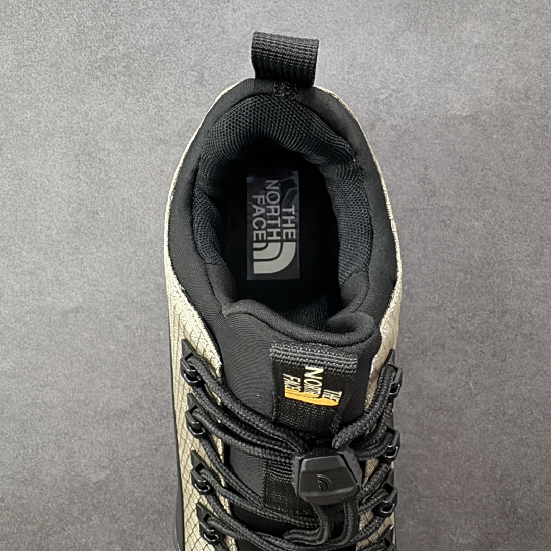 图片[7]-【广东纯原版本】The North Face 北面 户外运动休闲登山鞋越野徒步鞋 #大厂品质 面料采用进口牛皮 鞋底采用Vibram黄金大底 专门为鞋底设计的橡胶以出色的耐磨性 良好的防滑性或得不少户外运动爱好者的喜欢 专业户外登山品牌（北面）The North Face自1966年创立，由两位热爱登山徒步的年轻登山者于美西旧金山开创，不断透过研发与创新，并且将最先进的技术结合在服装与鞋款设计，生产多种外型帅气且专业能力非常强的户外运动装备而备受欢迎。 尺码：40-45-选品中心