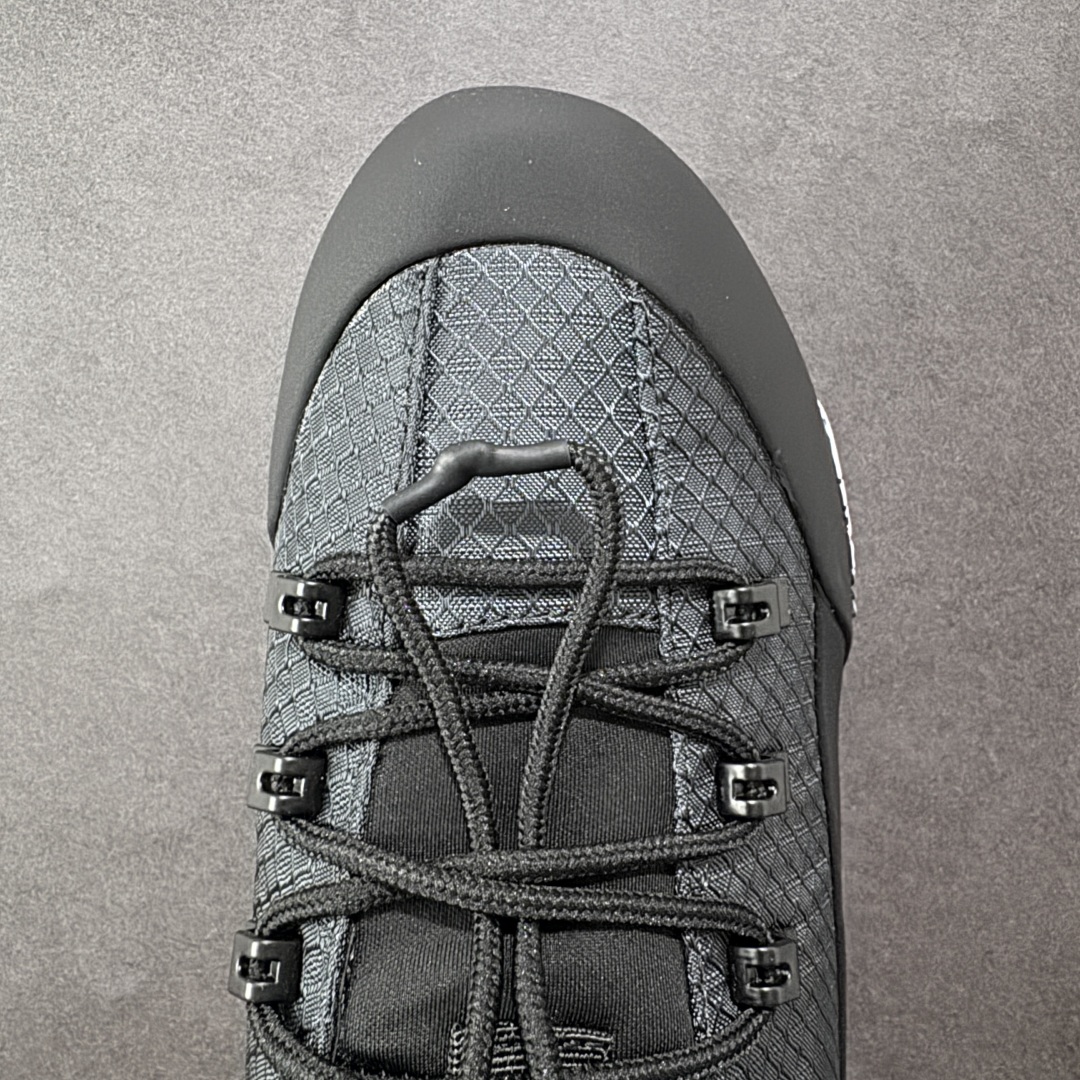 图片[8]-【广东纯原版本】The North Face 北面 户外运动休闲登山鞋越野徒步鞋 #大厂品质 面料采用进口牛皮 鞋底采用Vibram黄金大底 专门为鞋底设计的橡胶以出色的耐磨性 良好的防滑性或得不少户外运动爱好者的喜欢 专业户外登山品牌（北面）The North Face自1966年创立，由两位热爱登山徒步的年轻登山者于美西旧金山开创，不断透过研发与创新，并且将最先进的技术结合在服装与鞋款设计，生产多种外型帅气且专业能力非常强的户外运动装备而备受欢迎。 尺码：40-45-选品中心