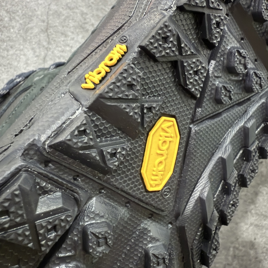 【纯原版】Hoka One One Tor Ultra Lo 高帮户外‮能功‬运动鞋工装鞋 高端零‮外售