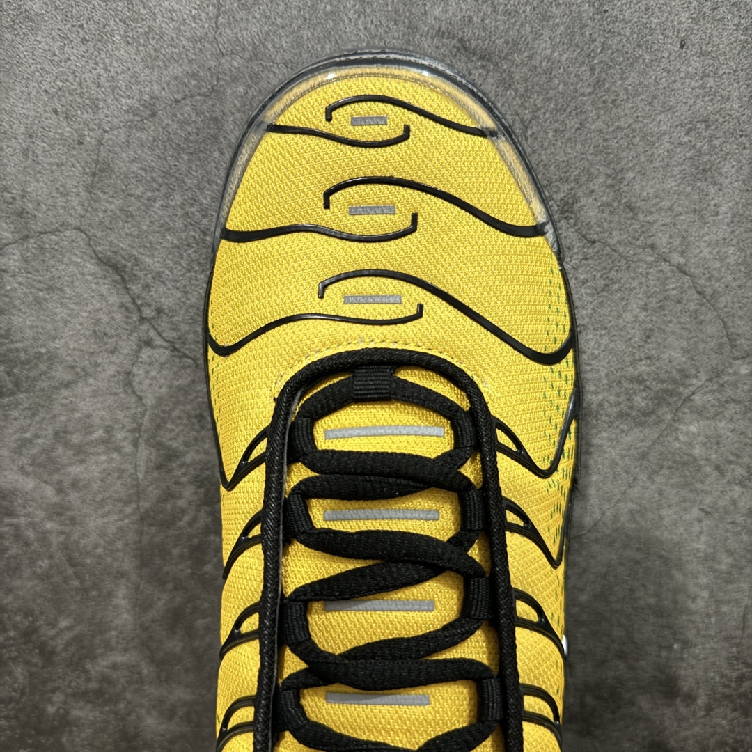 图片[5]-【Max纯原版】Nike Air Max Plus TN气垫系列跑鞋 全新一比一高端版本 真正的市场T1品质 更多配色陆续出货 真正的用心研发 一点一点抠出来的 品质 品控细节 随便闭眼对比市场任何版本 全套原纸板楦头开发 完美呈现版型 工艺流程均与原鞋保持一致 Turned Air 中底缓震技术 鞋面弧度与大底弧度一致 鞋头正确TPU材质 鞋面高频TPU材质1.0厚度 原鞋一致层次感 超越公司货的品控标准 多道QC质检 货号：IB7671-700 尺码：36 36.5 37.5 38 38.5 39 40 40.5 41 42 42.5 43 44 44.5 45 46-选品中心