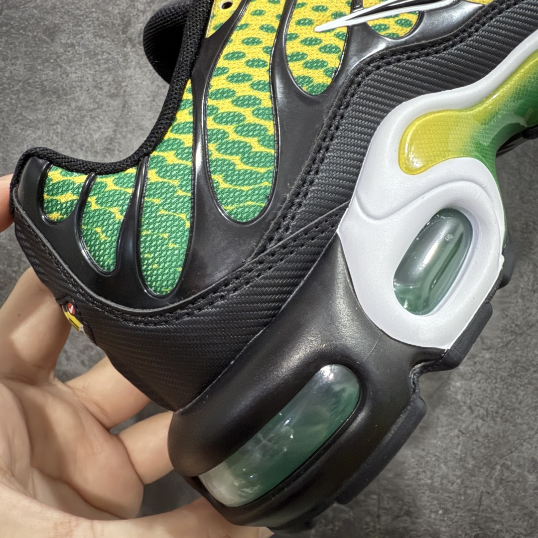 图片[3]-【Max纯原版】Nike Air Max Plus TN气垫系列跑鞋 全新一比一高端版本 真正的市场T1品质 更多配色陆续出货 真正的用心研发 一点一点抠出来的 品质 品控细节 随便闭眼对比市场任何版本 全套原纸板楦头开发 完美呈现版型 工艺流程均与原鞋保持一致 Turned Air 中底缓震技术 鞋面弧度与大底弧度一致 鞋头正确TPU材质 鞋面高频TPU材质1.0厚度 原鞋一致层次感 超越公司货的品控标准 多道QC质检 货号：IB7671-700 尺码：36 36.5 37.5 38 38.5 39 40 40.5 41 42 42.5 43 44 44.5 45 46-选品中心