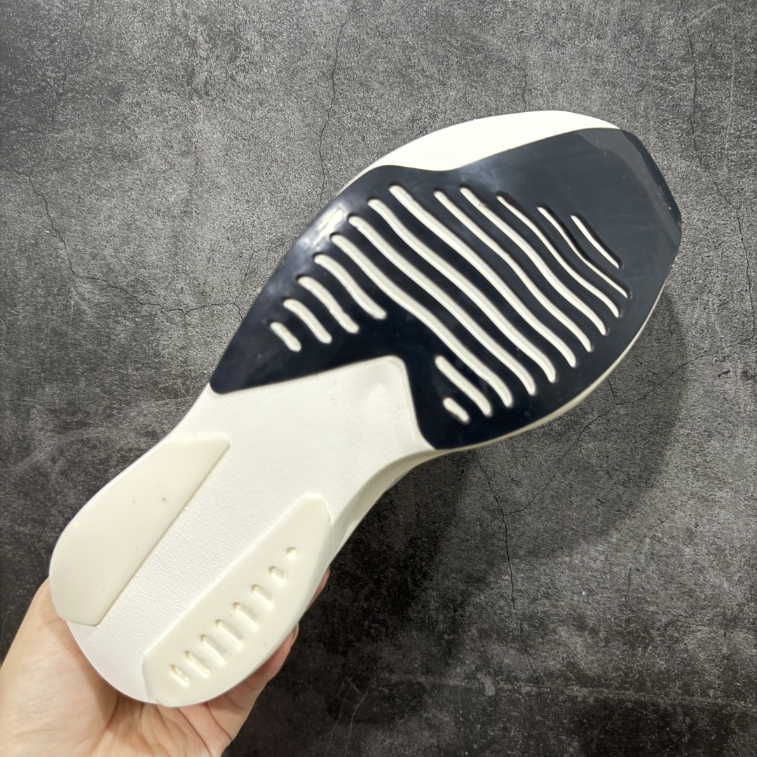 图片[9]-【HD纯原版】阿迪达斯Adidas Adizero Adios Pro Evo 2舒适百搭网布减震透气轻便低帮碳板马拉松竞速跑步鞋 IH5584 内置碳板 阿迪达斯革新力作!「破纪录轻跑鞋」adiZero Adios Pro EVO 极致轻盈的Lightweight Upper设计,带来近乎裸足的舒适体验。中底采用尖端科技，Lightstrike Pro材料经过精细调校，实现卓越缓震与轻量化的完美结合。 尺码：36 36.5 37 38 38.5 39 40 40.5 41 42 42.5 43 44 44.5 45-选品中心