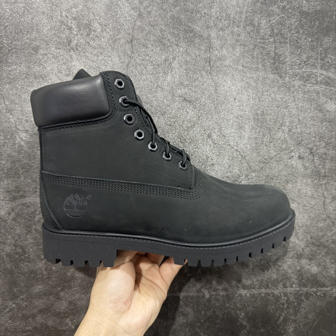 【顶级LW纯原】一比一原版开发版本 添柏岚 Timberland 踢不烂/经典款黑色高帮 【女款六孔 型号8658A 男款七孔 型号10073W】 某物渠道版 珠海代工厂生产 某宝香港代购统一渠道发货订单 某物一致品质 无需强调华丽文案 只需简单介绍用料 原单正品工艺解析 进口防水磨砂牛皮 紫光Logo防伪标识 精准电脑车线 四线并齐工艺 一万次横折动态防水 一体成型注塑工艺(⚠️区别冷粘一体成型版本)橡胶防滑大底耐造耐磨 全真牛皮领口/内里/鞋垫 配备抗疲劳减震蜂窝鞋垫 舒适性极高 平常生活实用性极高 经典简单易搭配 刮风下雨打雷防电防水抗寒保温必备 全套装柜包装配件 (附送鞋带 清洁橡皮擦 专柜手提袋) 尺码: 35 36 37 37.5 38 38.5 39 39.5 40 41 41.5 42 43 43.5 44 44.5 45 正品官网一致尺码-选品中心