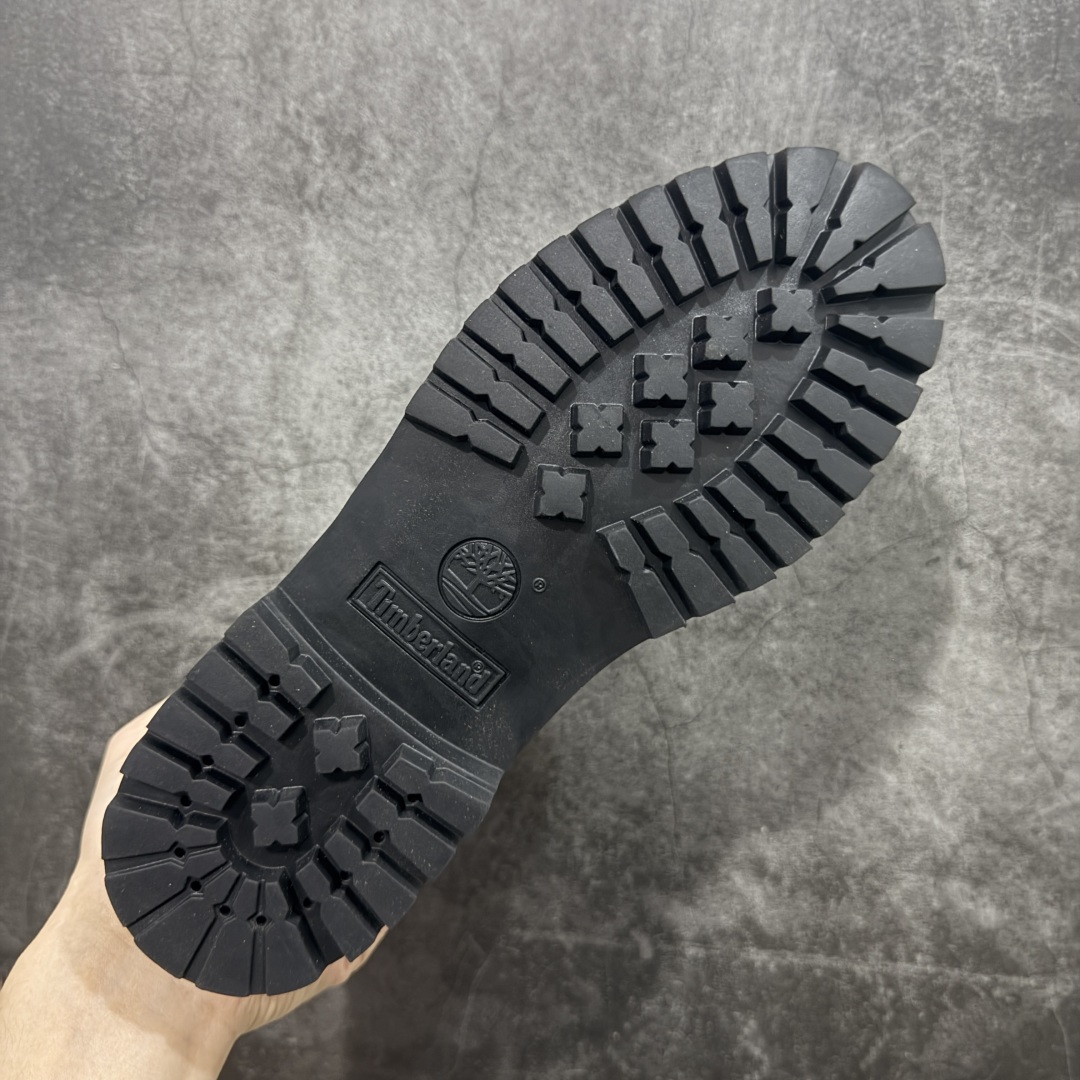 图片[9]-【顶级LW纯原】一比一原版开发版本 添柏岚 Timberland 踢不烂/经典款黑色高帮 【女款六孔 型号8658A 男款七孔 型号10073W】 某物渠道版 珠海代工厂生产 某宝香港代购统一渠道发货订单 某物一致品质 无需强调华丽文案 只需简单介绍用料 原单正品工艺解析 进口防水磨砂牛皮 紫光Logo防伪标识 精准电脑车线 四线并齐工艺 一万次横折动态防水 一体成型注塑工艺（⚠️区别冷粘一体成型版本）橡胶防滑大底耐造耐磨 全真牛皮领口/内里/鞋垫 配备抗疲劳减震蜂窝鞋垫 舒适性极高 平常生活实用性极高 经典简单易搭配 刮风下雨打雷防电防水抗寒保温必备 全套装柜包装配件 （附送鞋带 清洁橡皮擦 专柜手提袋） 尺码： 35 36 37 37.5 38 38.5 39 39.5 40 41 41.5 42 43 43.5 44 44.5 45 正品官网一致尺码-选品中心