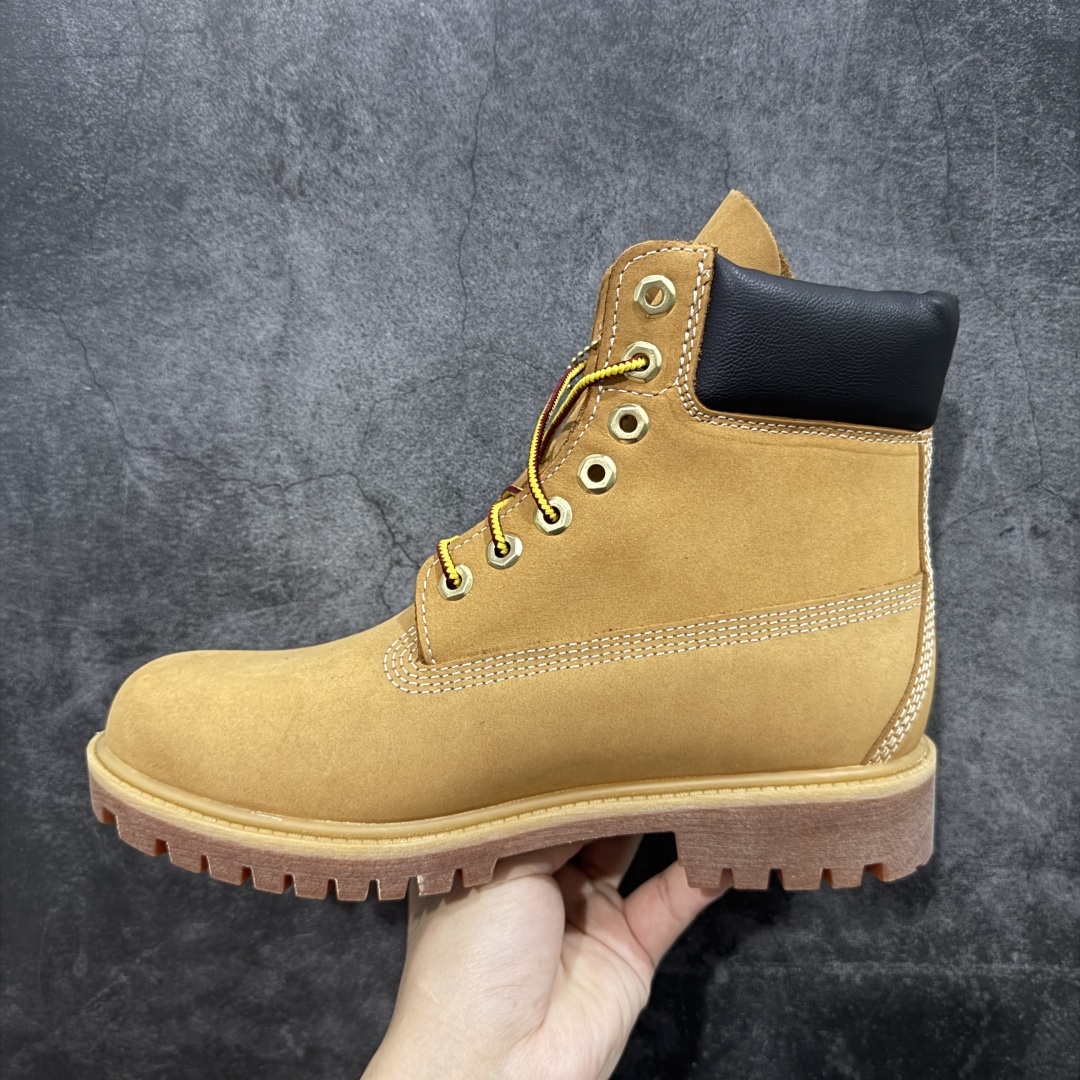 图片[2]-【顶级LW纯原】一比一原版开发版本 添柏岚 Timberland 踢不烂/经典款黄色高帮 【女款六孔 型号10361 男款七孔 型号10061】 某物渠道版 珠海代工厂生产 某宝香港代购统一渠道发货订单 某物一致品质 无需强调华丽文案 只需简单介绍用料 原单正品工艺解析 进口防水磨砂牛皮 紫光Logo防伪标识 精准电脑车线 四线并齐工艺 一万次横折动态防水 一体成型注塑工艺（⚠️区别冷粘一体成型版本）橡胶防滑大底耐造耐磨 全真牛皮领口/内里/鞋垫 配备抗疲劳减震蜂窝鞋垫 舒适性极高 平常生活实用性极高 经典简单易搭配 刮风下雨打雷防电防水抗寒保温必备 全套装柜包装配件 （附送鞋带 清洁橡皮擦 专柜手提袋） 尺码： 35 36 37 37.5 38 38.5 39 39.5 40 41 41.5 42 43 43.5 44 44.5 45 正品官网一致尺码-选品中心