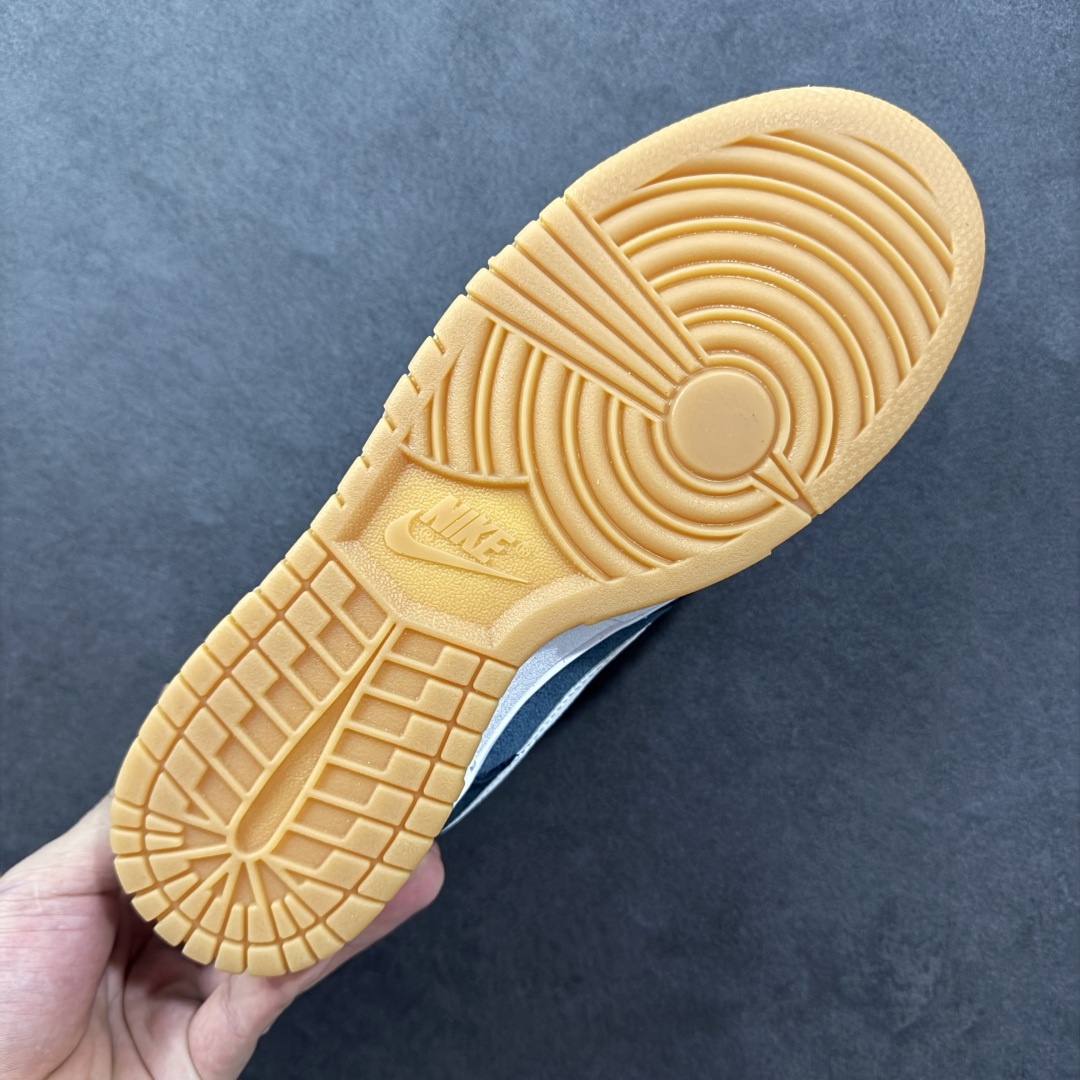 图片[9]-【公司级】耐克Nike SB Dunk Low Retro SE\”Black Grey Gum\”扣篮系列低帮休闲运动滑板板鞋“藏青麂皮生胶”HQ1931-400 #男鞋半码制#更新窄楦翘头版型#采用固色翻毛皮鞋面材质#鞋垫嵌EVA缓震物料#窄版翘头耐磨橡胶大底 尺码：36-45带半码 编码：YBB220230-选品中心