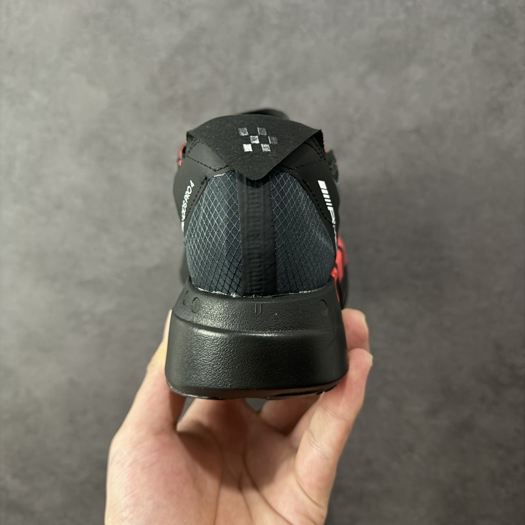 图片[4]-【公司级】Adidas Y-3 Adios PRO 4M 阿迪超轻透气缓震跑鞋 联名款 整体外观造型与adiZero Adios Pro EVO 1非常相似 中底配置方面搭载全掌Lightstrike Pro 鞋面采用透气网面示人 契合日常训练鞋的定位 更加耐用 外底给到了马牌橡胶 及上代竞速旗舰adidas Adizero Adios Pro 3区域分布 货号： KH8840 尺码：36 36.5 37 38 38.5 39 40 40.5 41 42 42.5 43 44 44.5 45 编码：FSB260270-选品中心