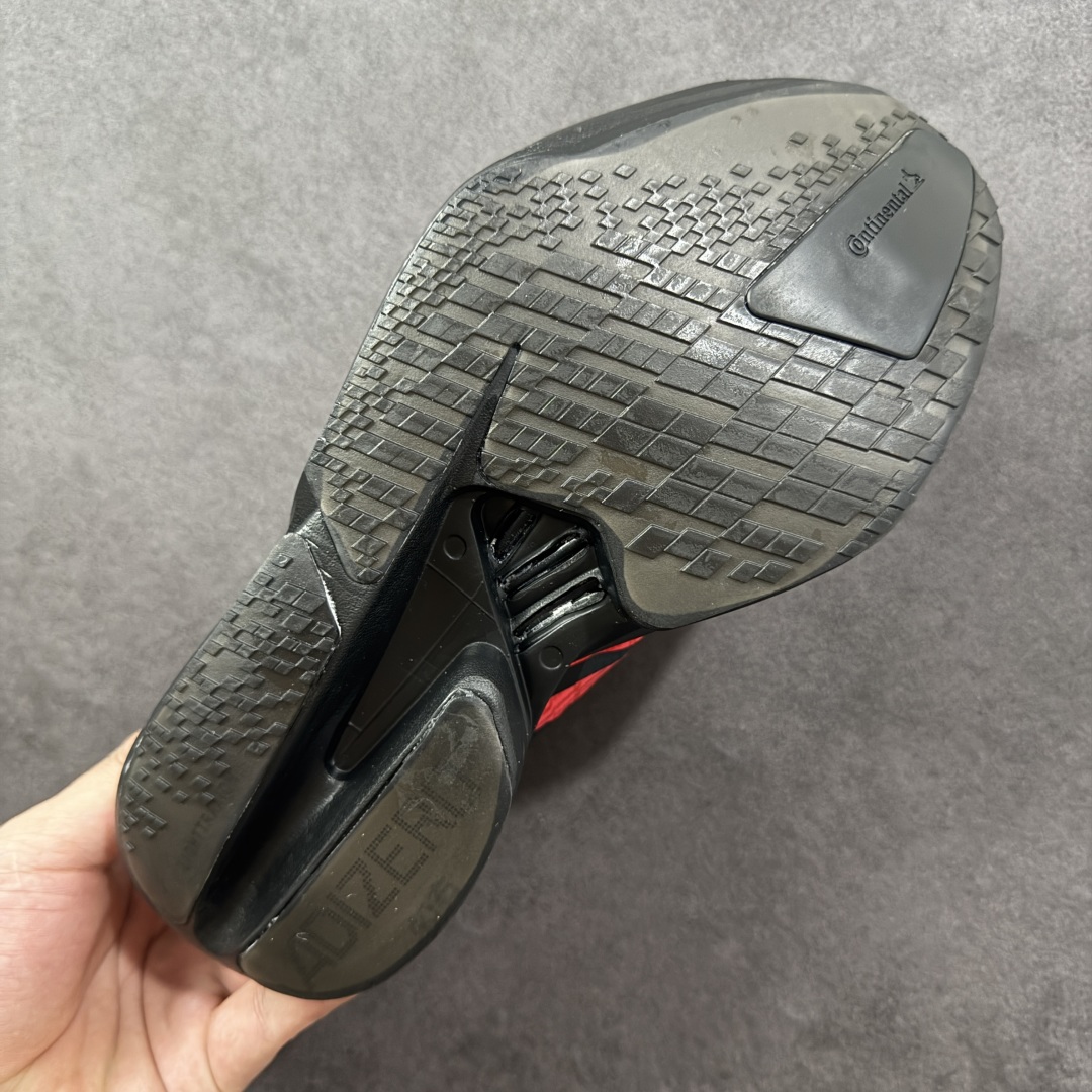 图片[9]-【公司级】Adidas Y-3 Adios PRO 4M 阿迪超轻透气缓震跑鞋 联名款 整体外观造型与adiZero Adios Pro EVO 1非常相似 中底配置方面搭载全掌Lightstrike Pro 鞋面采用透气网面示人 契合日常训练鞋的定位 更加耐用 外底给到了马牌橡胶 及上代竞速旗舰adidas Adizero Adios Pro 3区域分布 货号： KH8840 尺码：36 36.5 37 38 38.5 39 40 40.5 41 42 42.5 43 44 44.5 45 编码：FSB260270-选品中心