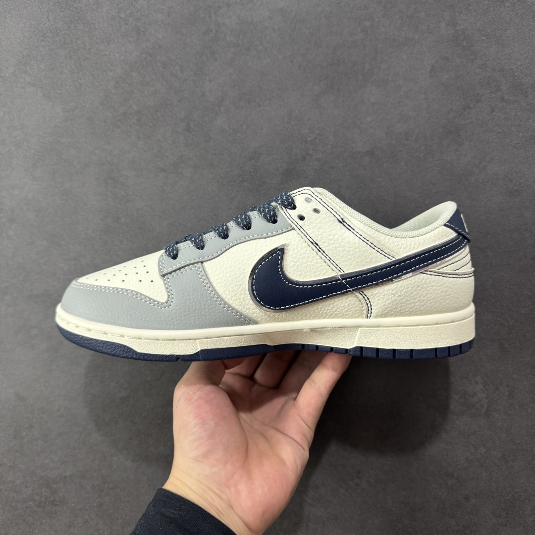 图片[2]-【定制版】Nike SB Dunk Low“SUP联名——灰白蓝配色” 高端定制 低帮休闲板鞋 定制鞋盒 大厂纯原品质出货 超高清洁度 皮料切割干净无任何毛边 细节完美 货号：SD6868-102 尺码：36 36.5 37.5 38 38.5 39 40 40.5 41 42 42.5 43 44 44.5 45 编码：CCB310320-选品中心