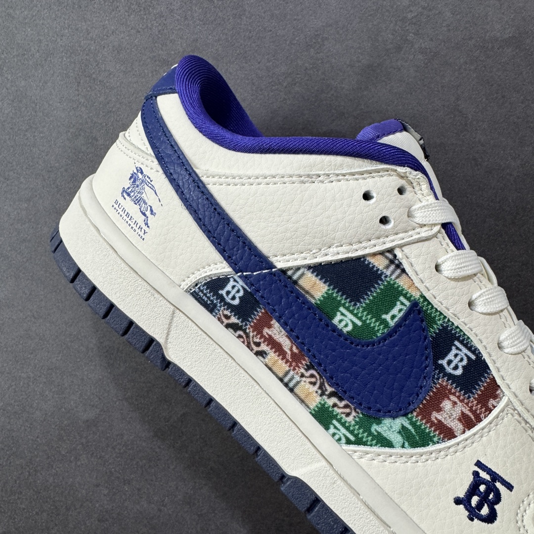 图片[6]-【定制版】Nike SB Dunk Low 巴宝莉联名 白蓝复古拼接 高端定制 低帮休闲板鞋 SD6688-002  #定制鞋盒 大厂纯原品质出货 超高清洁度 皮料切割干净无任何毛边 细节完美   尺码：36 36.5 37.5 38 38.5 39 40 40.5 41 42 42.5 43 44 44.5 45 编码：HXSB330340-选品中心