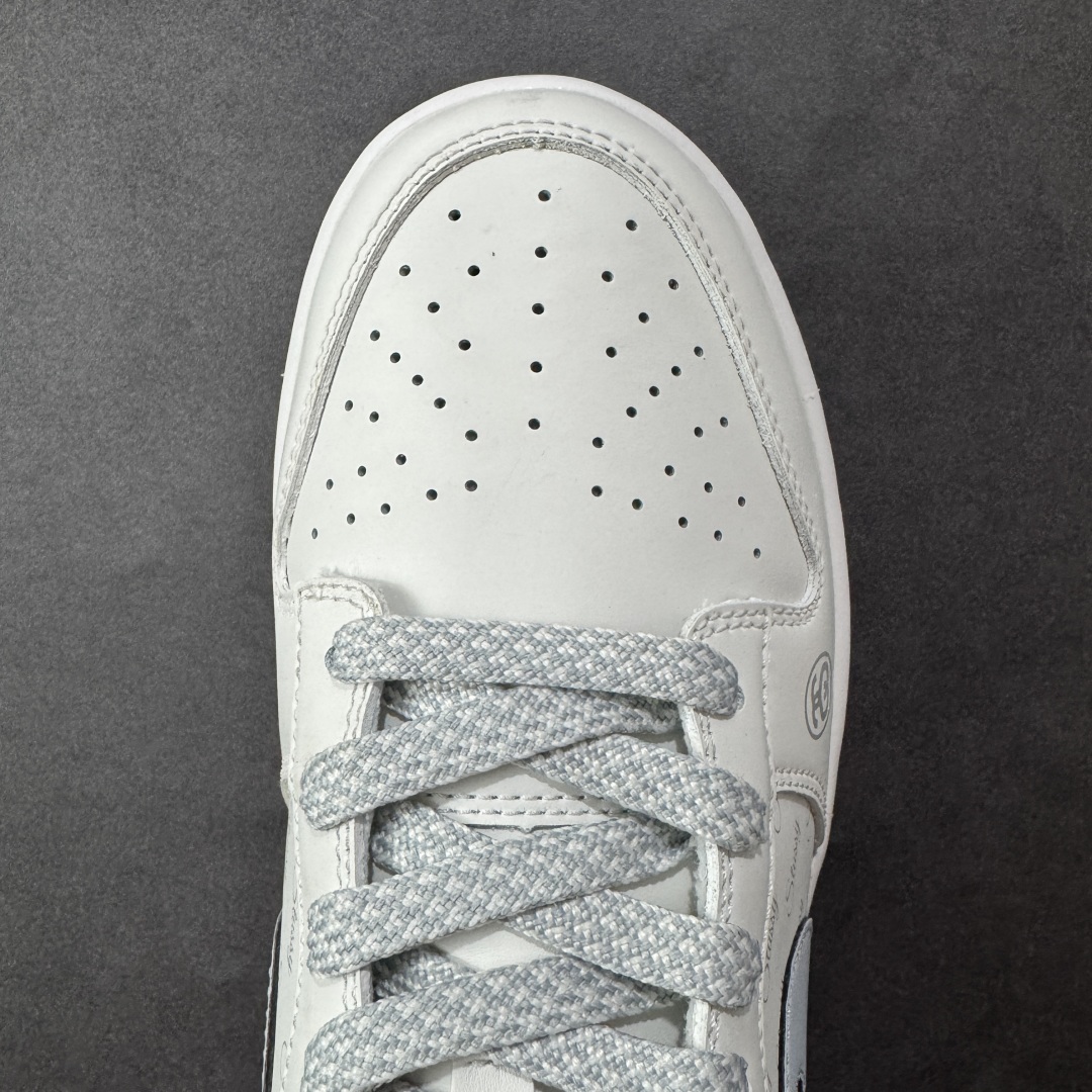 图片[8]-【定制版】Nike SB Dunk Low 斯图西联名 印花灰勾 周年高端定制 低帮休闲板鞋 CS1688-125  #定制鞋盒 大厂纯原品质出货 超高清洁度 皮料切割干净无任何毛边 细节完美   尺码：36 36.5 37.5 38 38.5 39 40 40.5 41 42 42.5 43 44 44.5 45 编码：HXSB330340-选品中心