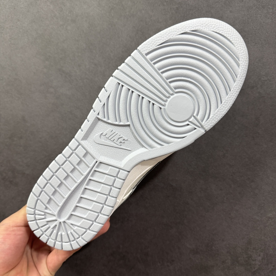 图片[9]-【定制版】Nike SB Dunk Low 斯图西联名 印花灰勾 周年高端定制 低帮休闲板鞋 CS1688-125  #定制鞋盒 大厂纯原品质出货 超高清洁度 皮料切割干净无任何毛边 细节完美   尺码：36 36.5 37.5 38 38.5 39 40 40.5 41 42 42.5 43 44 44.5 45 编码：HXSB330340-选品中心