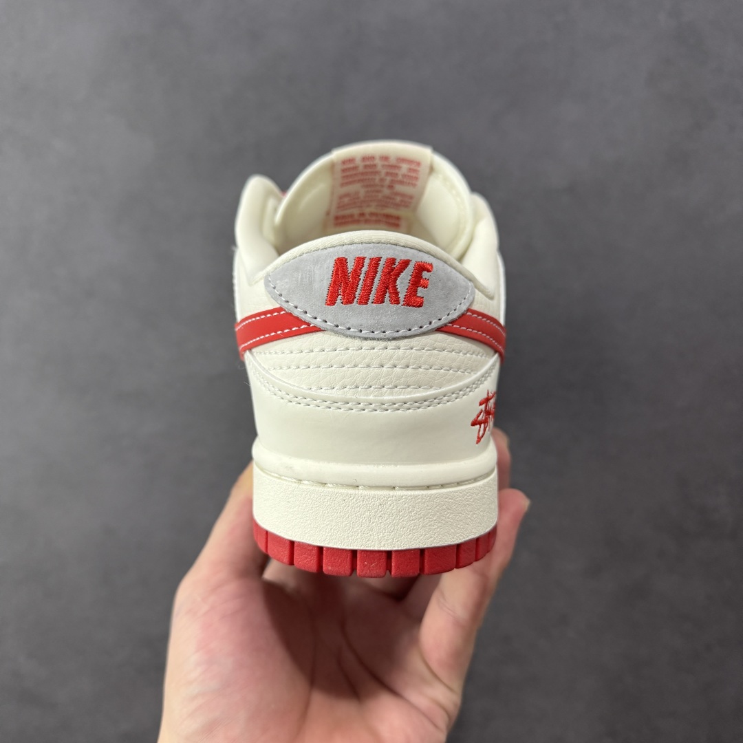 图片[4]-【定制版】Nike SB Dunk Low周年高端定制 低帮休闲板鞋 定制鞋盒 大厂纯原品质出货 超高清洁度 皮料切割干净无任何毛边 细节完美 货号：DG2025-004 尺码：36 36.5 37.5 38 38.5 39 40 40.5 41 42 42.5 43 44 44.5 45 编码：HXSB330340-选品中心