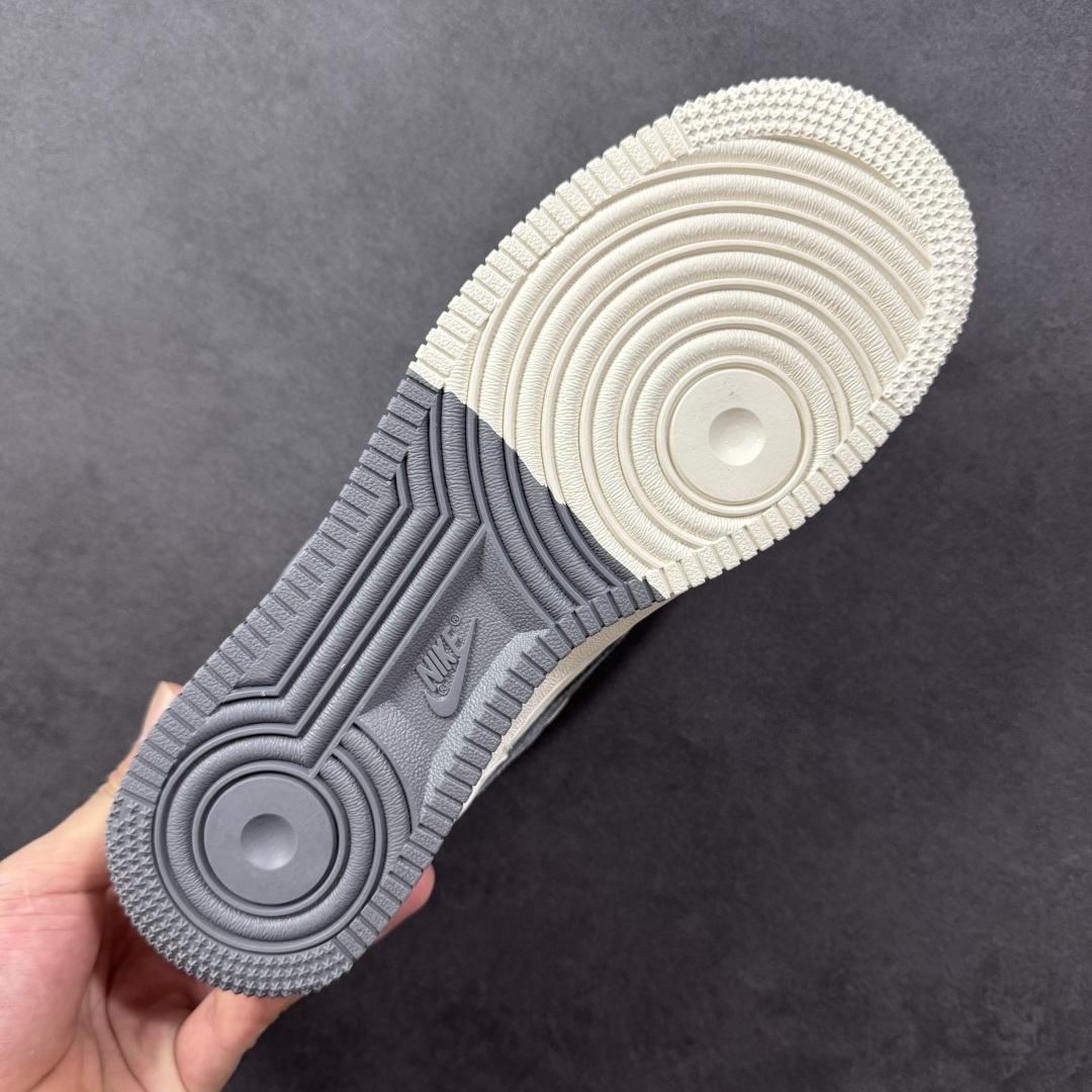 图片[9]-【定制版】Nike Air Force 1\’07 Low LV联名 双拼灰涂鸦 空军一号低帮休闲板鞋 CX5050-Y07  #原楦头原纸板 原装鞋盒 定制五金配件 内置全掌气垫 原厂鞋底  尺码：36 36.5 37.5 38 38.5 39 40 40.5 41 42 42.5 43 44 44.5 45 编码：HXSA310320-选品中心