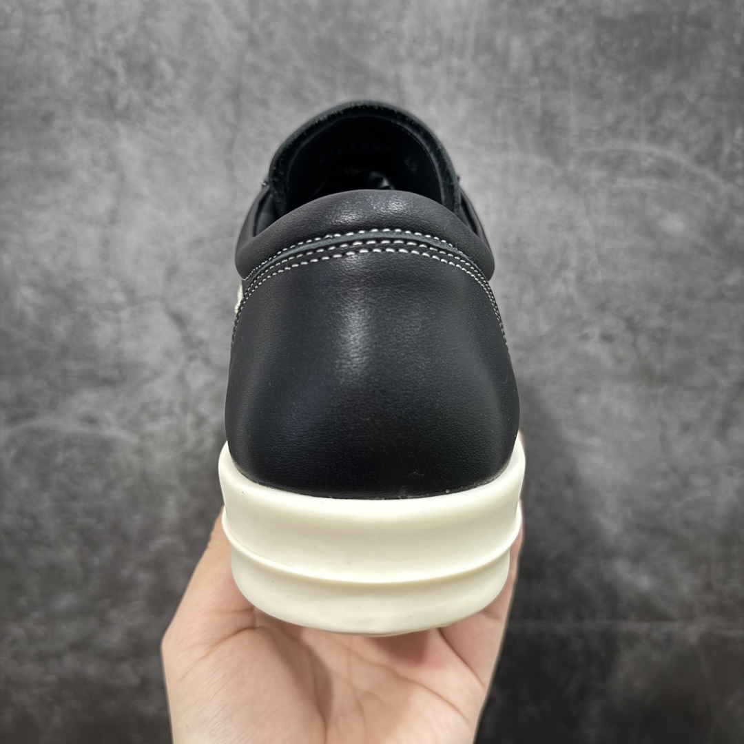 图片[4]-【XC2.0升级版】Rick Owens Vintage Low-Top Sneakers\”Black/Pearl Milk\” RO低帮系列暗黑高街经典增高休闲运动厚底板鞋“皮革黑浅灰侵权款”RU02B2897 LPOLVS 原厂皮批次上线 无需任何文案吹嘘！货硬就是王道！ 独家购入2025最新原鞋开发！重新调整最新批次细节！ 升级采用原厂粒面小牛皮打造！同步官方配备同规格材料布袋！标配原盒 加固硬盒外套 高标准出货！ PS：退换布袋丢失扣20 请知悉！ 尺码：38-45-选品中心