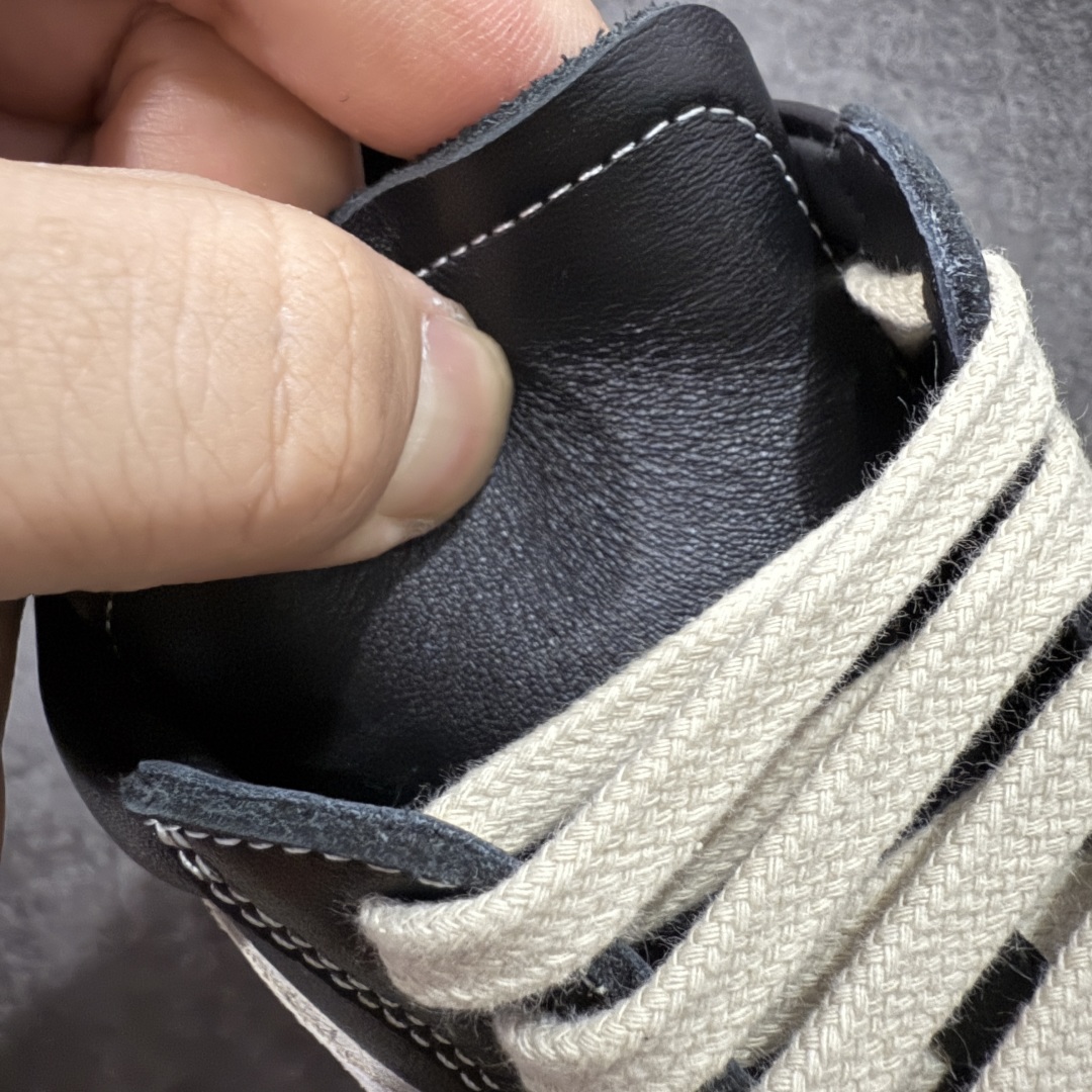 图片[5]-【XC2.0升级版】Rick Owens Vintage Low-Top Sneakers\”Black/Pearl Milk\” RO低帮系列暗黑高街经典增高休闲运动厚底板鞋“皮革黑浅灰侵权款”RU02B2897 LPOLVS 原厂皮批次上线 无需任何文案吹嘘！货硬就是王道！ 独家购入2025最新原鞋开发！重新调整最新批次细节！ 升级采用原厂粒面小牛皮打造！同步官方配备同规格材料布袋！标配原盒 加固硬盒外套 高标准出货！ PS：退换布袋丢失扣20 请知悉！ 尺码：38-45-选品中心