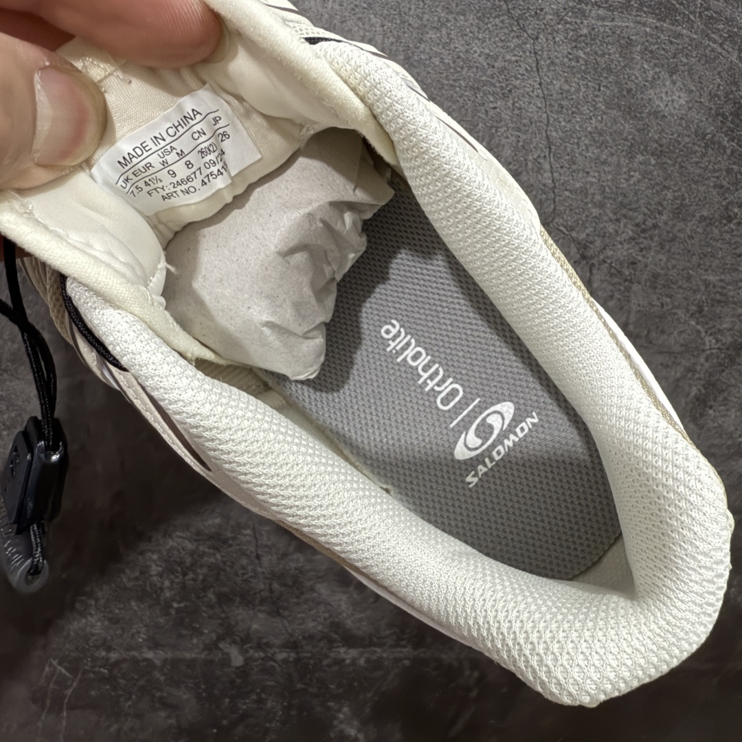 图片[8]-【A1外贸版】Salomon XT-QUEST ADV 萨洛蒙情侣款户外机能鞋 米灰色 475413 全新外贸大厂出品 细节品质大改进 独立私模 最大做到47.5码 全鞋采用为原厂一致材料打造 全新鞋型 相对市场版本 版型更正 全新玻璃冲刀 清洁度提升 同步原版左右鞋带孔的间距加大（市场版间距太小） 网面与鞋头材料校对一致无色差（市面版本有色差） 大底contagrip凹陷程度同步原版（市面版都有差别） 鞋舌两侧鞋帮脚踝处更加直挺（之前老版往中间踏） 鞋头处添加☯️太极标 所有细节多次修改校正 坚持同步原版无差别 毋庸置疑全市场最好的版本💪🏻终端优势供应 尺码：36 36.5 37.5 38 38.5 39 40 40.5 41 42 42.5 43-选品中心