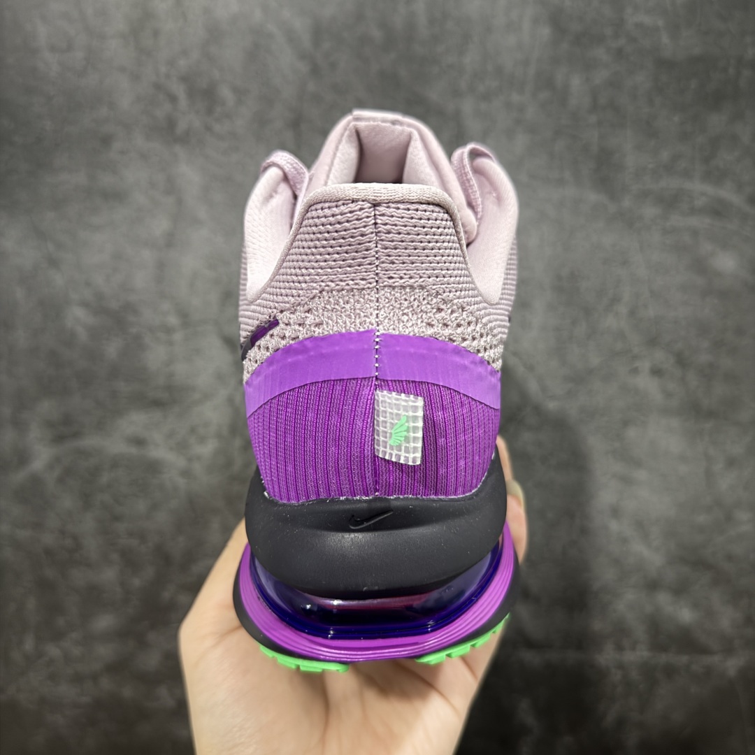 图片[4]-【XE纯原版】Nike Pegasus Premium Airscape 舒适百搭减震防滑耐磨透气 低帮跑步鞋     目前市场最强品质 原版购入开发 一切材质配件均匀原版一致 完美版型 高端玩家必推版本 高价零售必推版本 欢迎对比市面任意版本‼️ 这双鞋简直是时尚与科技的完美融合。 经典黑色鞋面，质感爆棚，搭配超亮眼的银色大勾子，瞬间成为街头焦点。 鞋侧独特小吊牌，细节满满，个性直接拉满。  脚下的全掌气垫更是亮点，红黑配色超吸睛，不仅颜值在线，缓震性能更是一绝。 不管是日常出街还是慢跑锻炼，都能给双脚极致舒适体验。  码数超全，36 – 46 码任你选！别犹豫啦，穿上它，轻松走出潮流范，开启你的时尚运动新旅程！   #独家原包 原底原料 开模打造  #原厂鞋标 高精密准度  #原楦原纸板开发 匹配原版98%以上  #后跟弧度 正确呈现  #原厂皮料 质感无敌  #皮料切割干净 无任何毛边 清洁度细节完美  货号：II0602-500 码段：36-46-选品中心