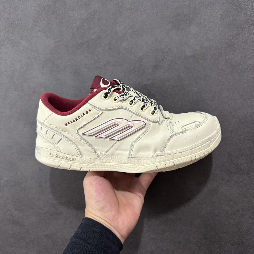 【性价比H版】Balenciaga Hamptons Worn-Out 巴黎世家十八18代 涤纶(聚酯纤维)牛皮革 圆头系带 低帮 生活休闲鞋板鞋 最强性价比 头层皮料 原纸板楦头开发 最原汁原味的版型 胶水把控整洁度完美 每一双都是工艺品 多重QC质检 原盒原配 正确字体电绣 粗细、位置、大小正确 侧边TPU 透气孔匹配意产原版 正确分离大底 TPU软底 原版一致大底LOGO 立体感十足 尺码:35 36 37 38 39 40 41 42 43 44 45 46-选品中心