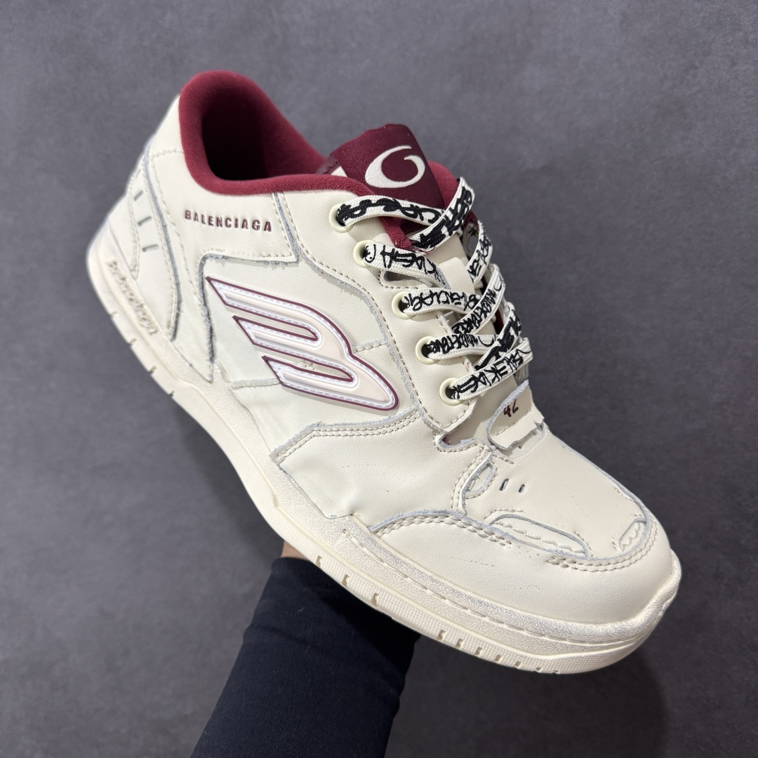 图片[3]-【性价比H版】Balenciaga Hamptons Worn-Out 巴黎世家十八18代 涤纶（聚酯纤维）牛皮革 圆头系带 低帮 生活休闲鞋板鞋 最强性价比 头层皮料 原纸板楦头开发 最原汁原味的版型 胶水把控整洁度完美 每一双都是工艺品 多重QC质检 原盒原配 正确字体电绣 粗细、位置、大小正确 侧边TPU 透气孔匹配意产原版 正确分离大底 TPU软底 原版一致大底LOGO 立体感十足 尺码：35 36 37 38 39 40 41 42 43 44 45 46-选品中心