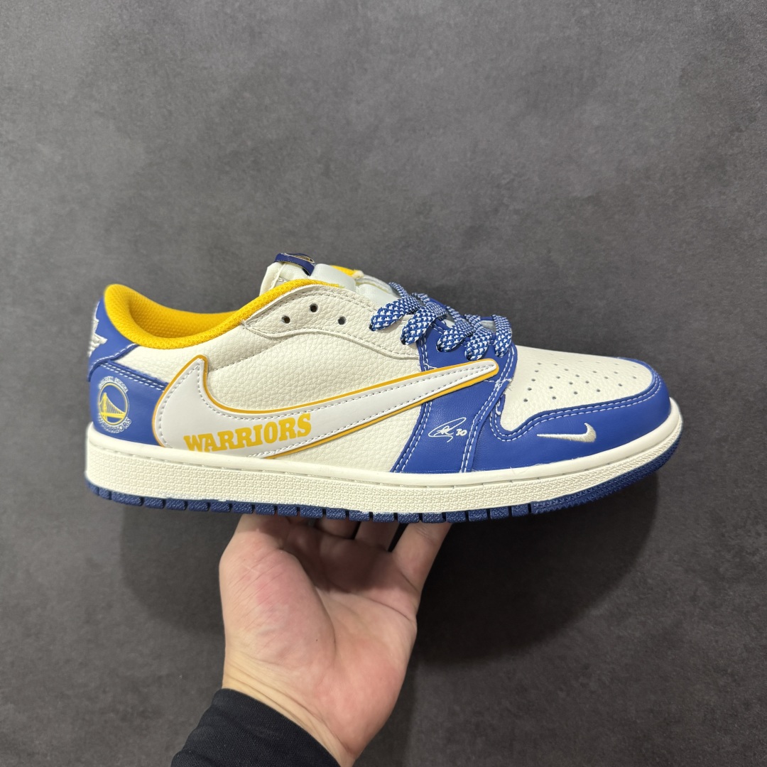 【定制版】Air Jordan 1 Low OG AJ1 乔1反转倒勾 联名款休闲运动篮球鞋 完美品质出货 鞋面切割工整 冲孔整齐干净 中底拉帮线 整体清洁度非常好 货号:XB1979-012 尺码:36 36.5 37.5 38 38.5 39 40 40.5 41 42 42.5 43 44 44.5 45 编码:CCB310320-选品中心