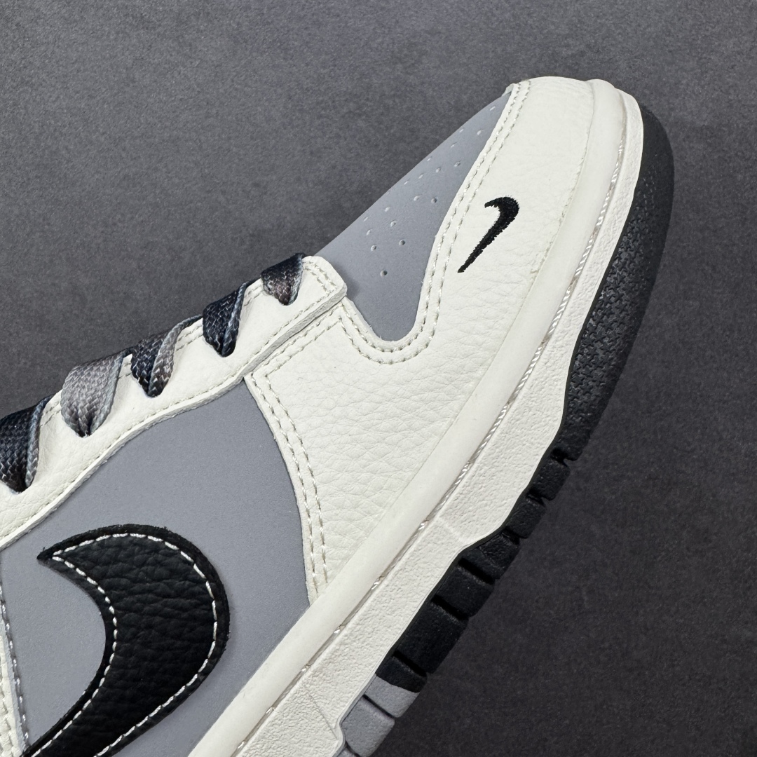 图片[5]-【定制版】Stone Island x Nike Dunk SB Low 石头岛 x 耐克 SB 低帮 灰白红 鞋身整体以灰色皮革打造，搭配米白色皮革框架覆盖层，使鞋款十分百搭，鞋舌上以Nike Swoosh Logo呈现，鞋身两侧Swoosh Logo采用黑色点缀，后跟装饰片使用米白色皮革制作，鞋舌是网眼布材料，增强了透气性，鞋头处侧边迷你Swoosh Logo以黑色点缀，后跟印有石头岛品牌Logo及Stone Island字样，彰显联名身份；最后以米白色中底搭配灰黑双色橡胶外底完善整体设计收尾。 货号：JP1628-041 尺码：36 36.5 37.5 38 38.5 39 40 40.5 41 42 42.5 43 44 44.5 45 编码：HXSB330340-选品中心