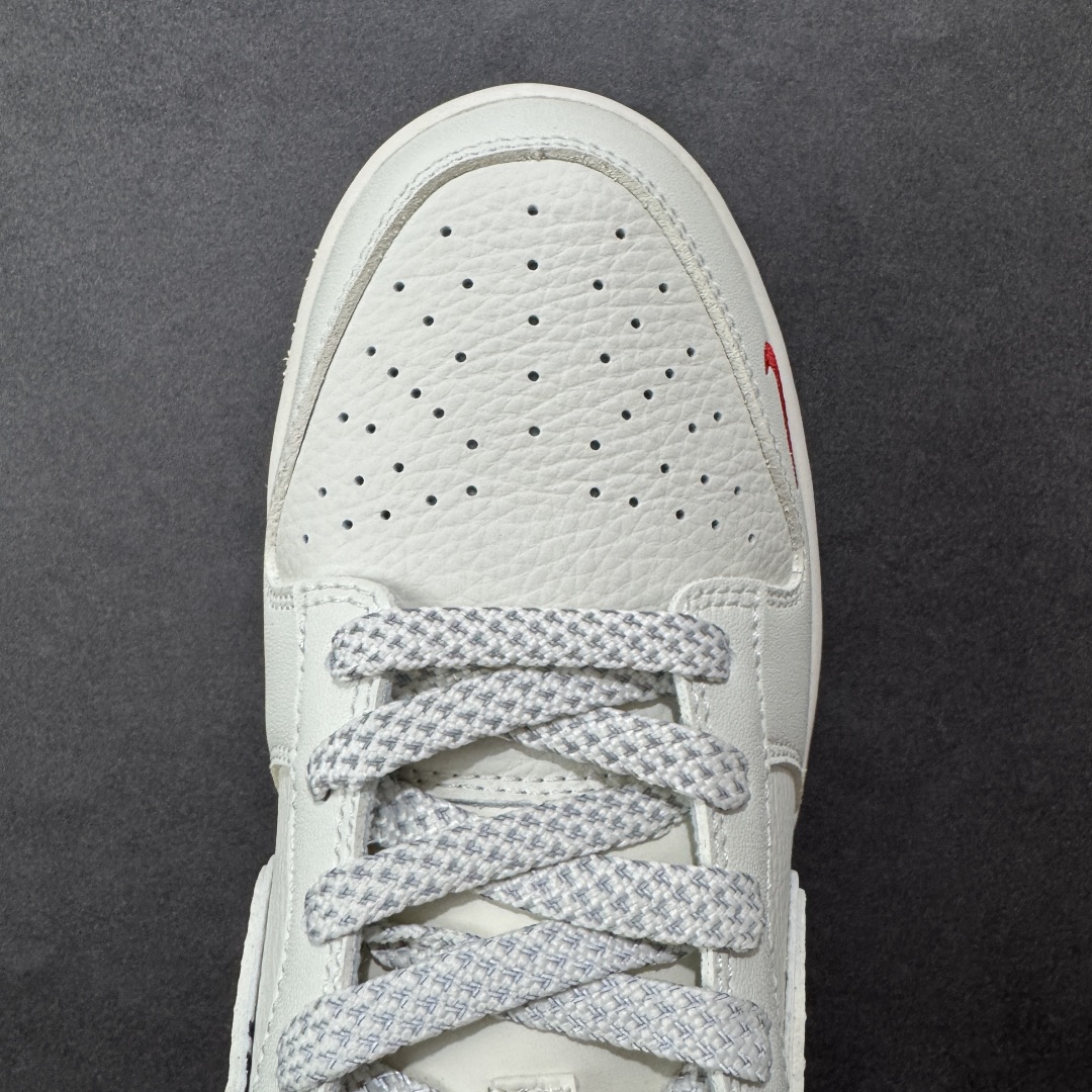 图片[8]-【定制版】Nike SB Dunk Low Supreme联名 米白小红勾 周年高端定制 低帮休闲板鞋  #定制鞋盒 大厂纯原品质出货 超高清洁度 皮料切割干净无任何毛边 细节完美 货号：CS1688-109  尺码：36 36.5 37.5 38 38.5 39 40 40.5 41 42 42.5 43 44 44.5 45-选品中心