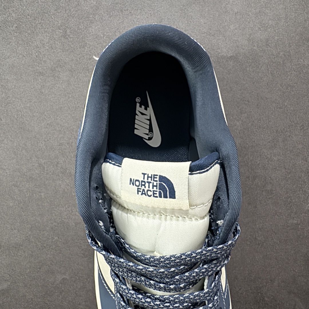 图片[7]-【定制版】Nike SB Dunk Low“ 北面联名——水墨蓝” 周年高端定制 低帮休闲板鞋 定制鞋盒 大厂纯原品质出货 超高清洁度 皮料切割干净无任何毛边 细节完美 货号：DG2025-003 尺码： 36 36.5 37.5 38 38.5 39 40 40.5 41 42 42.5 43 44 44.5 45-选品中心