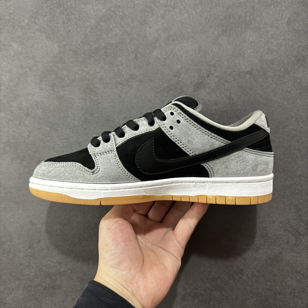 图片[2]-【公司级】NK Dunk sb Low 外贸特供 灰黑色 原盒原配 圈内天花板工艺 原厂冲刀 超高清洁度 全鞋零毛边皮料切割 全套原楦原模倾力打造完美版型 采用原厂百宏鞋带以及原厂百宏织唛舌标 内标可供原厂 原厂中底布拉帮走线遵循公司 货号：HF3063-001 尺码：36-45半 编码：YBB220230-选品中心