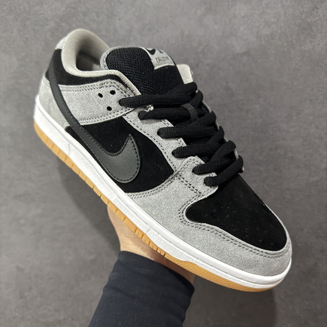 图片[3]-【公司级】NK Dunk sb Low 外贸特供 灰黑色 原盒原配 圈内天花板工艺 原厂冲刀 超高清洁度 全鞋零毛边皮料切割 全套原楦原模倾力打造完美版型 采用原厂百宏鞋带以及原厂百宏织唛舌标 内标可供原厂 原厂中底布拉帮走线遵循公司 货号：HF3063-001 尺码：36-45半 编码：YBB220230-选品中心