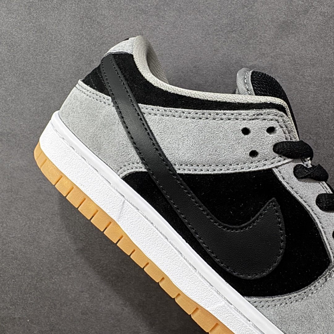 图片[6]-【公司级】NK Dunk sb Low 外贸特供 灰黑色 原盒原配 圈内天花板工艺 原厂冲刀 超高清洁度 全鞋零毛边皮料切割 全套原楦原模倾力打造完美版型 采用原厂百宏鞋带以及原厂百宏织唛舌标 内标可供原厂 原厂中底布拉帮走线遵循公司 货号：HF3063-001 尺码：36-45半 编码：YBB220230-选品中心
