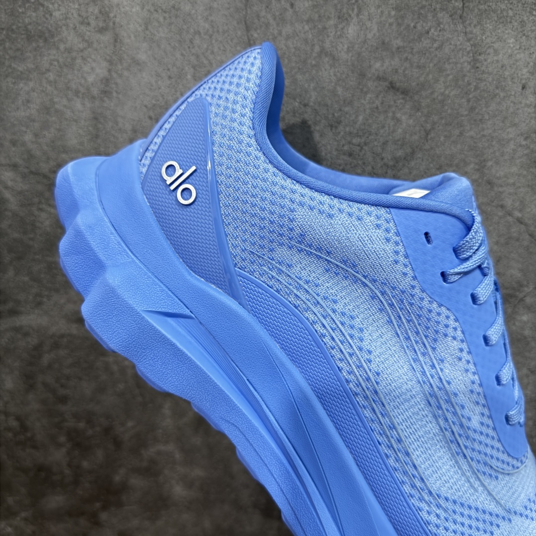 Alo Runner Low-Top Sneakers - Stylish, Comfortable, and Height-Boosting 8 cmp i1757285926157 6237 0 6