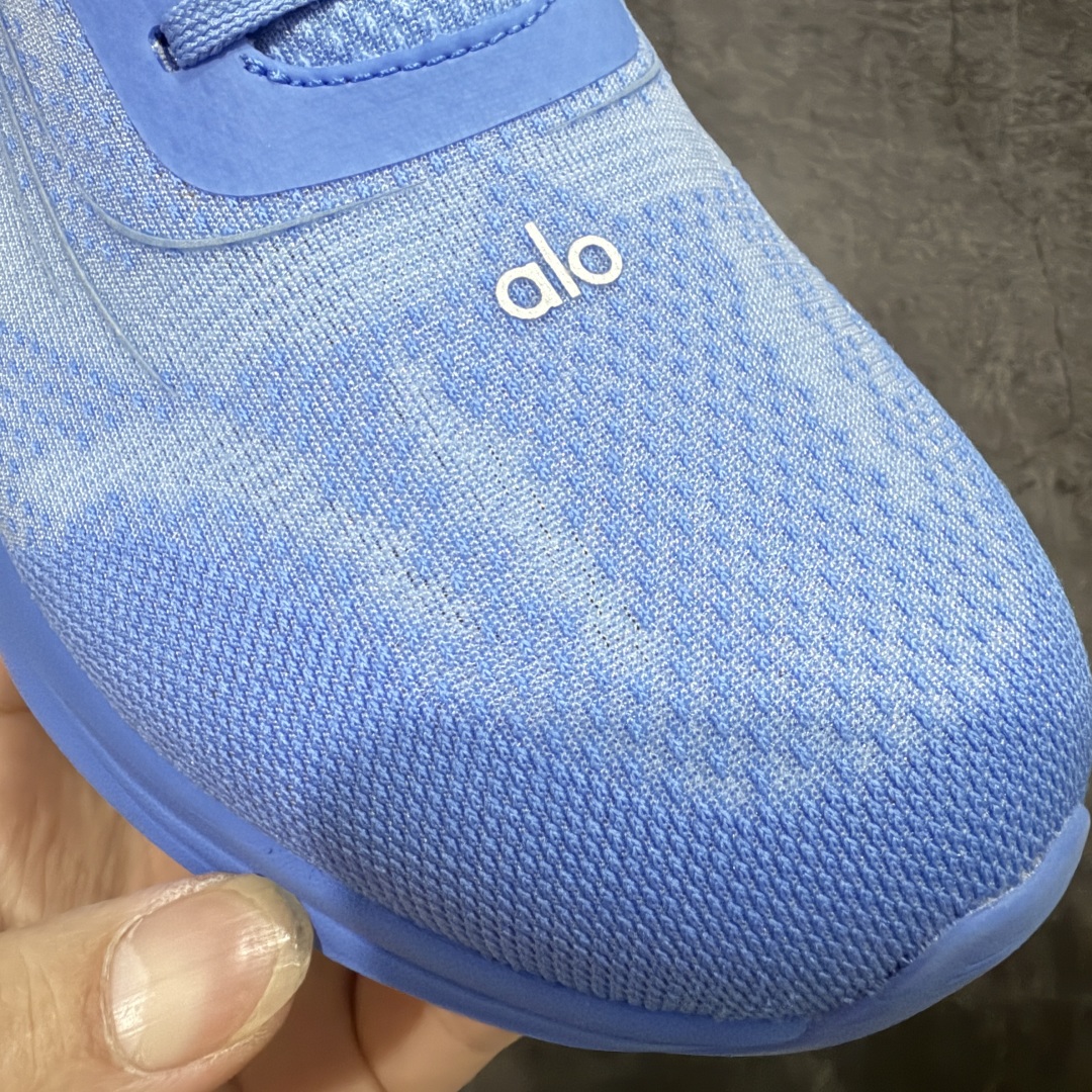 图片[5]-【LW版本】Alo Runner 明星同款 四季常青款增高低帮休闲生活鞋 蓝色  1：1复刻 细节一步到位 采用增高4CM防滑耐磨鞋底 随意搭配的都好看的鞋子  尺码：36 37 38 39 40 41 42 43 44 45-选品中心