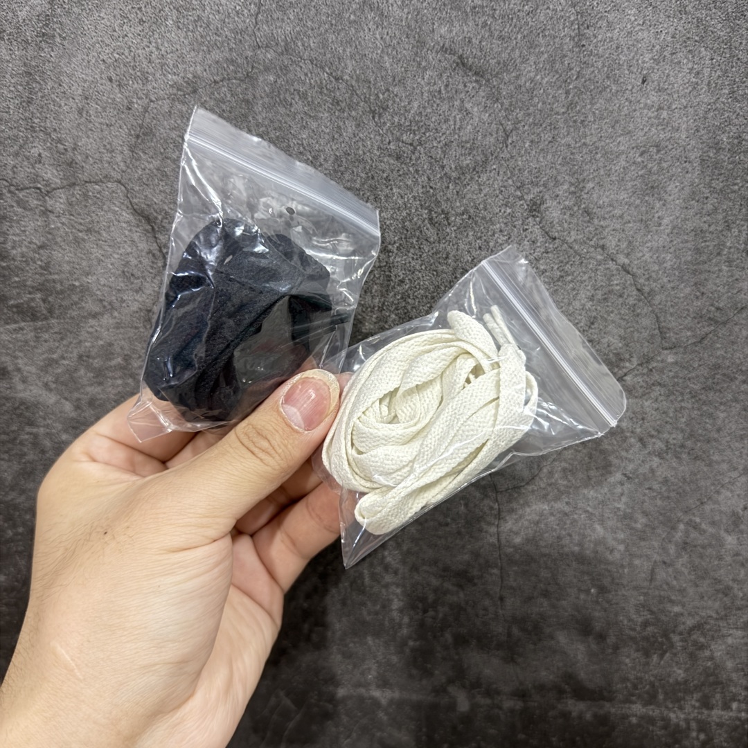 图片[10]-【纯原神版】Rose x Puma 彪马 Speedcat 联名款低帮休闲鞋 404391-01 升级品质 配件齐 原装档案原数据纸版楦型 头层皮料打造 区别市面先行版本 尺码：35.5 36 37 37.5 38 38.5 39 40 40.5 41 42 42.5 43 44 45-选品中心