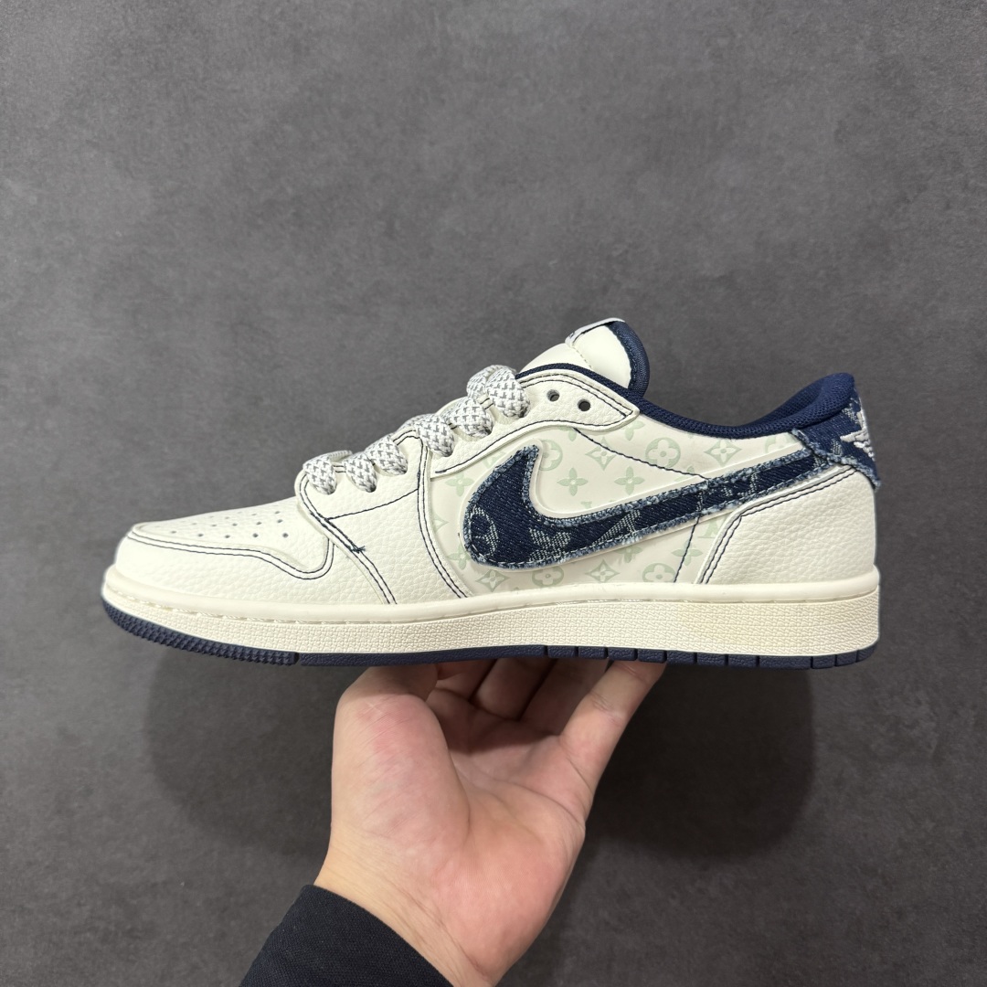 图片[2]-【定制版】Louis Vuitton x Air Jordan 1 Low 定制配色 联名款 乔1 AJ1经典倒钩低帮休闲百搭板鞋 CX5050-Y16  公司级版本 定制鞋盒 大厂流水作业生产 超高清洁度 皮料切割干净无任何毛边 细节完美   尺码：36 36.5 37.5 38 38.5 39 40 40.5 41 42 42.5 43 44 44.5 45 编码：HXSB330340-选品中心