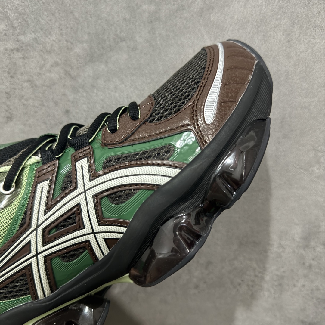 图片[6]-【公司级】Asics Gel-Quantum Kinetic 亚瑟士 复古休闲运动鞋厚底增高老爹鞋 采用 GEL Scutoid 技术的橡胶鞋底。在拥有拥有相同外底科技的基础上，与早先推出的 Kiko Kostadinov 联名款 GEL-QUANTUM ZIENTZIA 十分相似，不失为具有 Ki 味的平替选择。 货号：1203A270-251 尺码：36 37 37.5 38 39 39.5 40 40.5 41.5 42 42.5 43.5 44 45 编码：GLB250260-选品中心