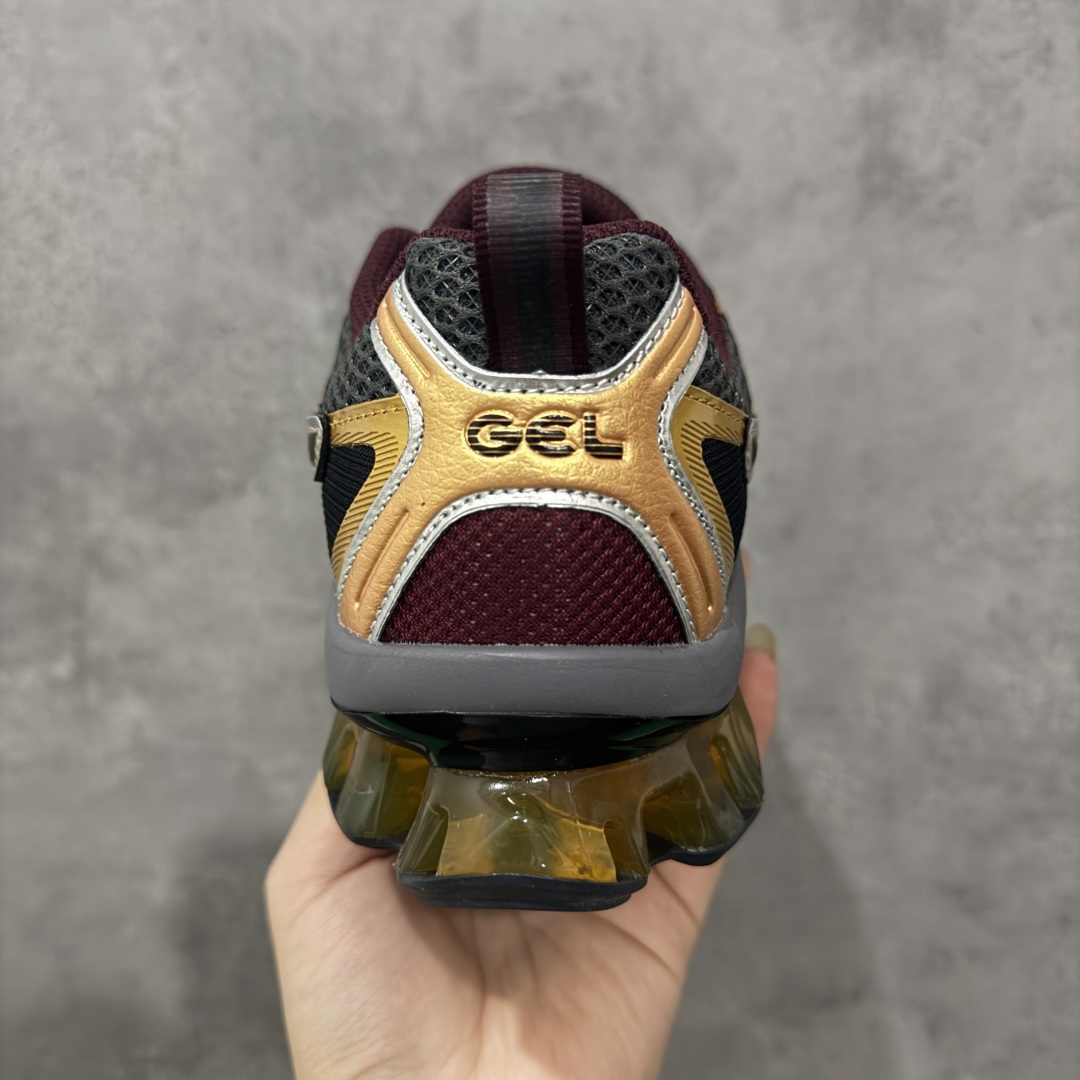 图片[4]-【公司级】Asics Gel-Quantum Kinetic 亚瑟士 复古休闲运动鞋厚底增高老爹鞋 采用 GEL Scutoid 技术的橡胶鞋底。在拥有拥有相同外底科技的基础上，与早先推出的 Kiko Kostadinov 联名款 GEL-QUANTUM ZIENTZIA 十分相似，不失为具有 Ki 味的平替选择。 货号：1203A270-021 尺码：36 37 37.5 38 39 39.5 40 40.5 41.5 42 42.5 43.5 44 45 编码：GLB250260-选品中心