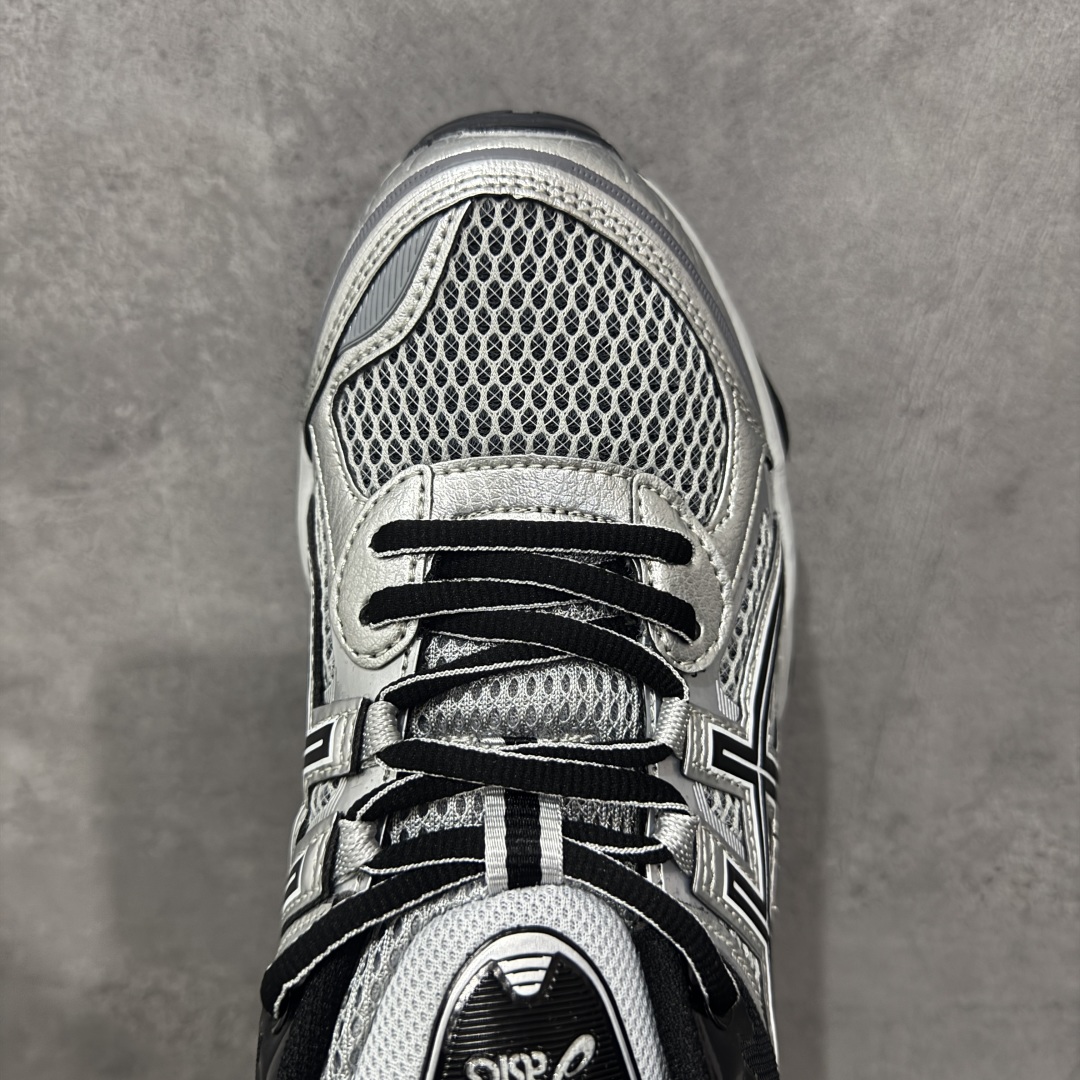 图片[5]-【公司级】Asics Gel-Quantum Kinetic 亚瑟士 复古休闲运动鞋厚底增高老爹鞋 采用 GEL Scutoid 技术的橡胶鞋底。在拥有拥有相同外底科技的基础上，与早先推出的 Kiko Kostadinov 联名款 GEL-QUANTUM ZIENTZIA 十分相似，不失为具有 Ki 味的平替选择。 货号：1203A270-220 尺码：36 37 37.5 38 39 39.5 40 40.5 41.5 42 42.5 43.5 44 45 编码：GLB250260-选品中心