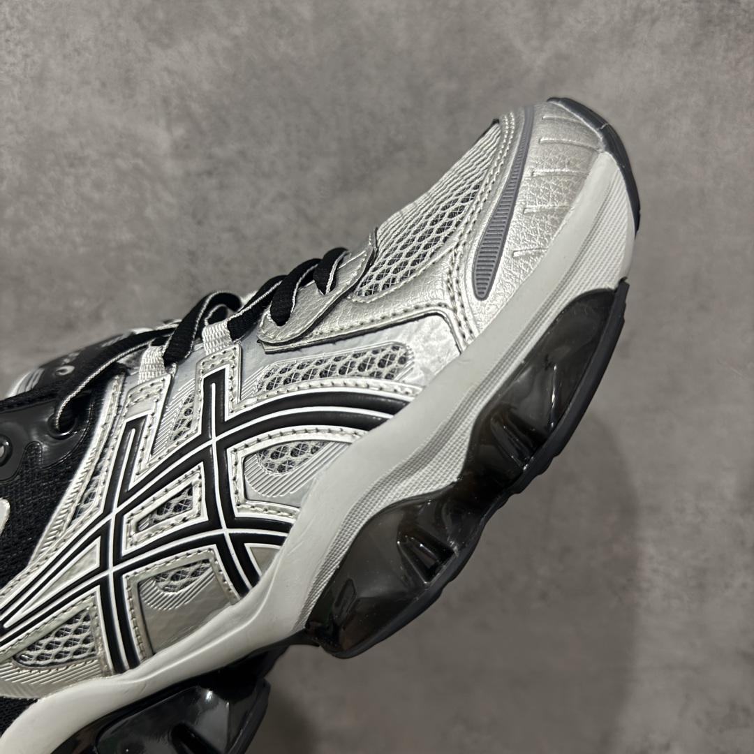 图片[6]-【公司级】Asics Gel-Quantum Kinetic 亚瑟士 复古休闲运动鞋厚底增高老爹鞋 采用 GEL Scutoid 技术的橡胶鞋底。在拥有拥有相同外底科技的基础上，与早先推出的 Kiko Kostadinov 联名款 GEL-QUANTUM ZIENTZIA 十分相似，不失为具有 Ki 味的平替选择。 货号：1203A270-220 尺码：36 37 37.5 38 39 39.5 40 40.5 41.5 42 42.5 43.5 44 45 编码：GLB250260-选品中心