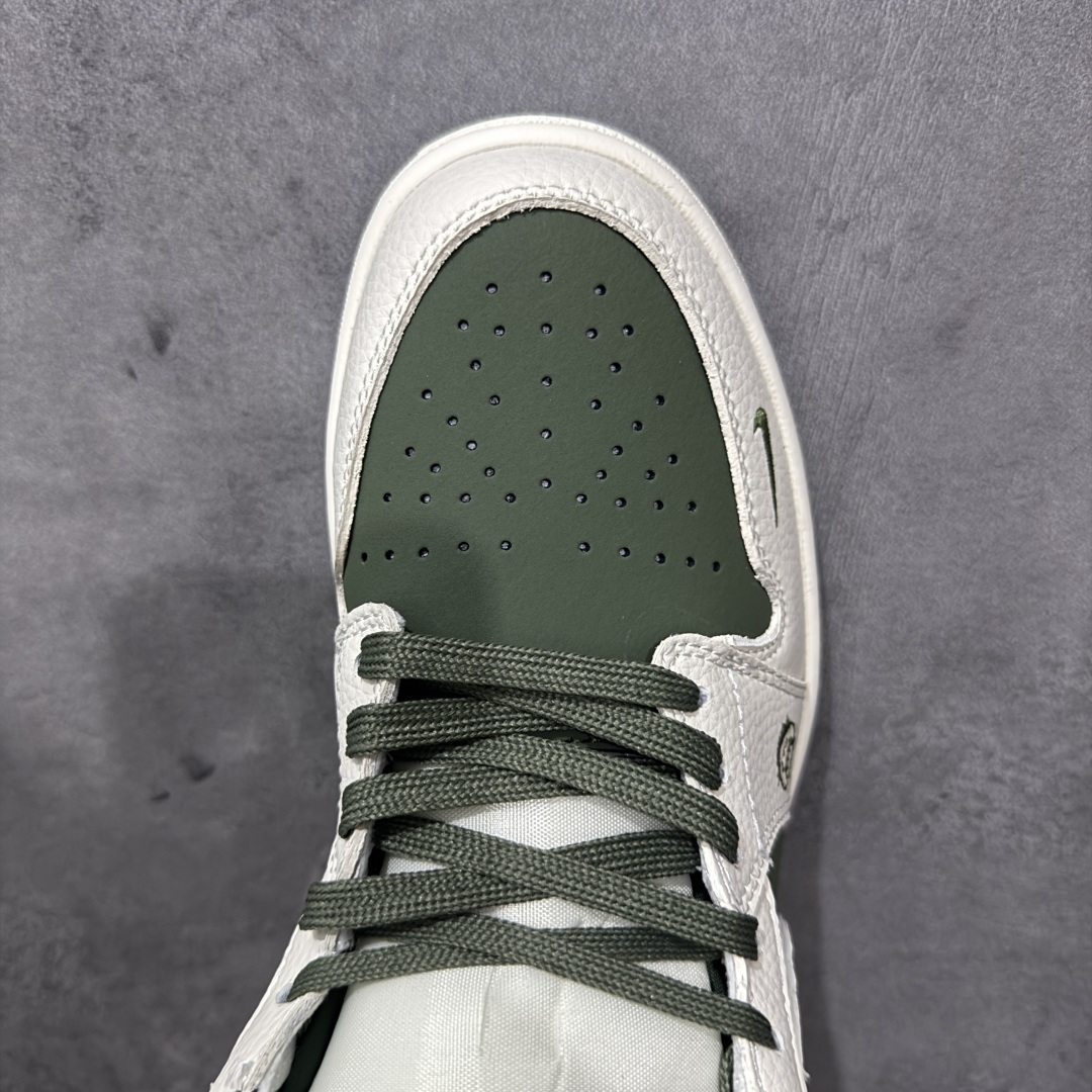 图片[5]-【定制版】Nike Jordan Air Jordan 1“古驰联名——浅绿米花勾” 高端定制 低帮 复古 减震 防滑 耐磨 篮球鞋 定制鞋盒 大厂纯原品质出货 超高清洁度 皮料切割干净无任何毛边 细节完美 货号：QR2025-002 尺码：36 36.5 37.5 38 38.5 39 40 40.5 41 42 42.5 43 44 44.5 45 编码：HXSB330340-选品中心