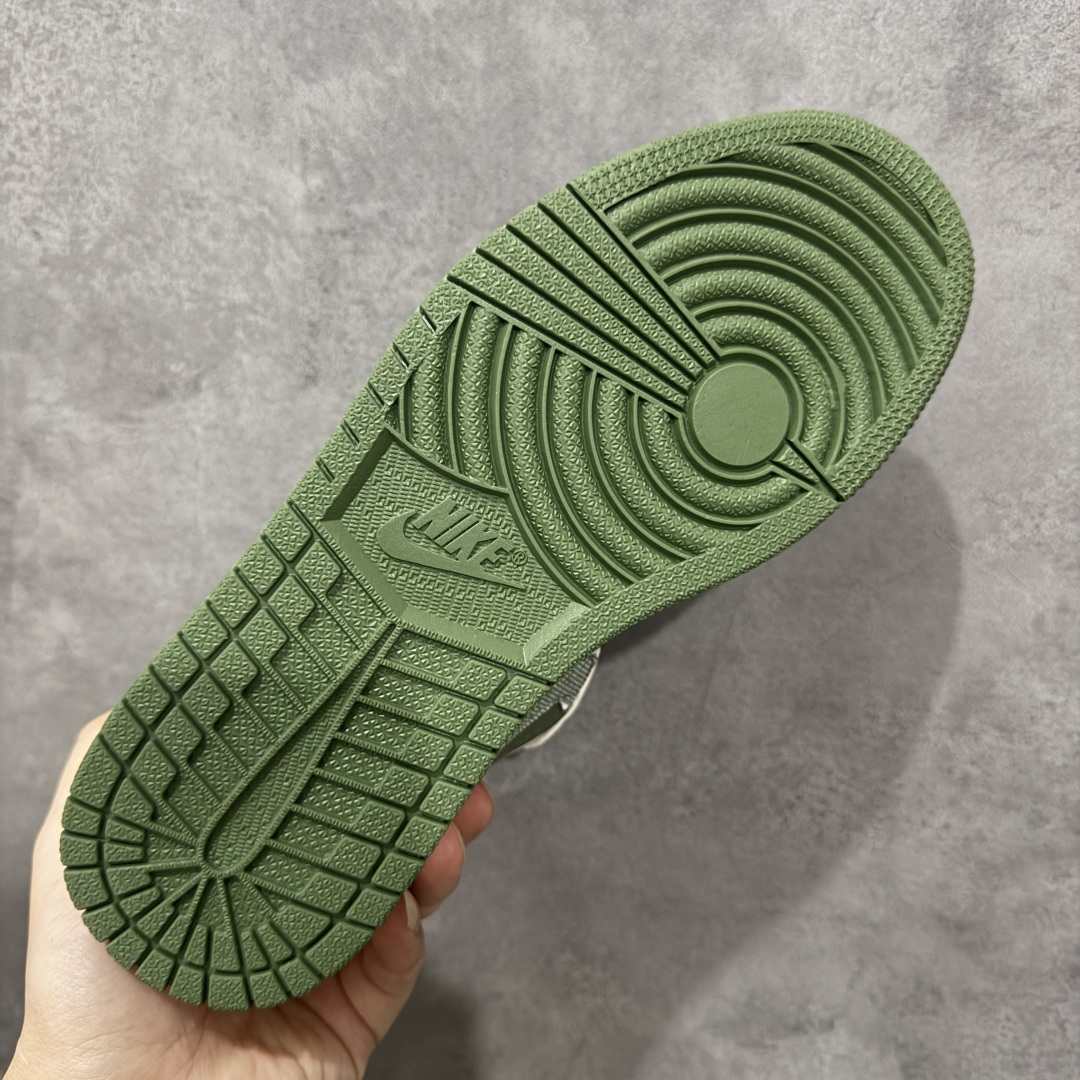 图片[9]-【定制版】Nike Jordan Air Jordan 1“古驰联名——浅绿米花勾” 高端定制 低帮 复古 减震 防滑 耐磨 篮球鞋 定制鞋盒 大厂纯原品质出货 超高清洁度 皮料切割干净无任何毛边 细节完美 货号：QR2025-002 尺码：36 36.5 37.5 38 38.5 39 40 40.5 41 42 42.5 43 44 44.5 45 编码：HXSB330340-选品中心