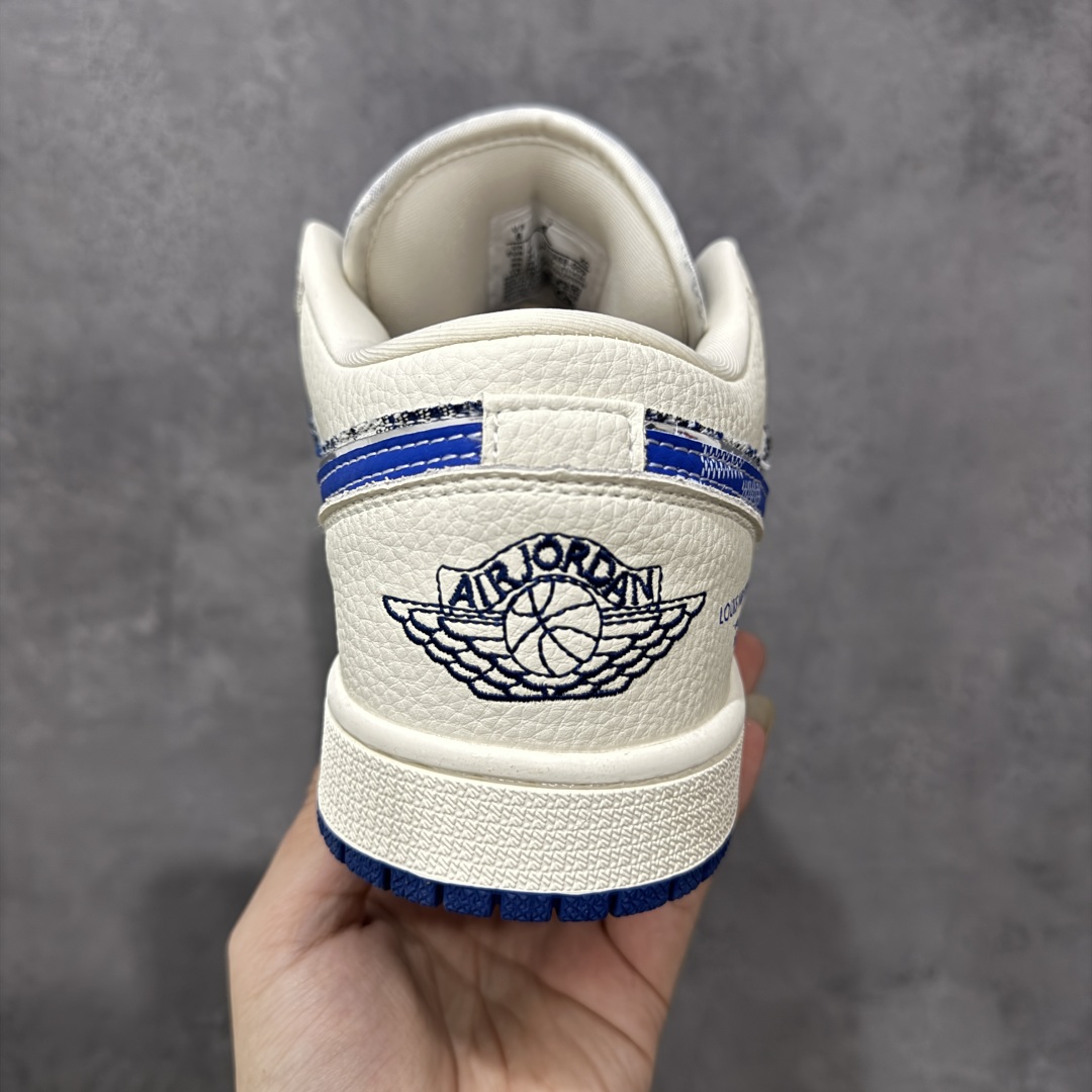 图片[4]-【定制版】Air Jordan 1 Low AJ1 乔1 “LV路易威登联名—米白蓝帆布牛仔印花”高端定制 低帮复古篮球鞋 #定制鞋盒 大厂纯原品质出货 超高清洁度 皮料切割干净无任何毛边 细节完美 货号：QG1988-009 尺码：36 36.5 37.5 38 38.5 39 40 40.5 41 42 42.5 43 44 44.5 45-选品中心