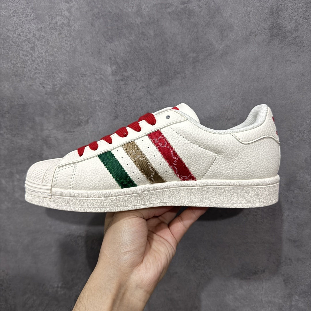 图片[2]-【定制版】AD Originals Superstar x GUCCI 白红 采用全新头层拼接皮革材质 后跟采用特色3D立体印字 渠道正品订单 诠释市场最高工艺水平 全鞋进口头层皮料打造 区别市面普通真标版本，进出专柜无压力 货号：QC2601 尺码：36-45-选品中心
