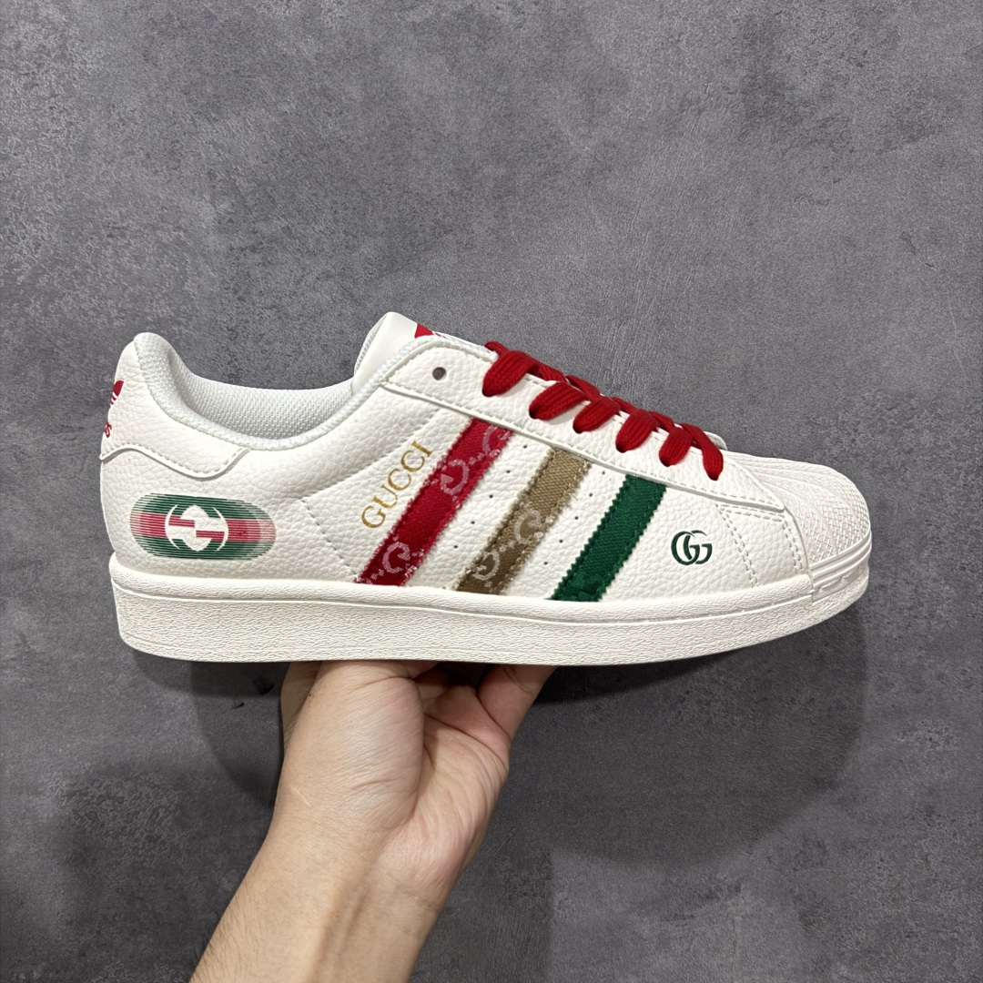 【定制版】AD Originals Superstar x GUCCI 白红 采用全新头层拼接皮革材质 后跟采用特色3D立体印字 渠道正品订单 诠释市场最高工艺水平 全鞋进口头层皮料打造 区别市面普通真标版本,进出专柜无压力 货号:QC2601 尺码:36-45-选品中心
