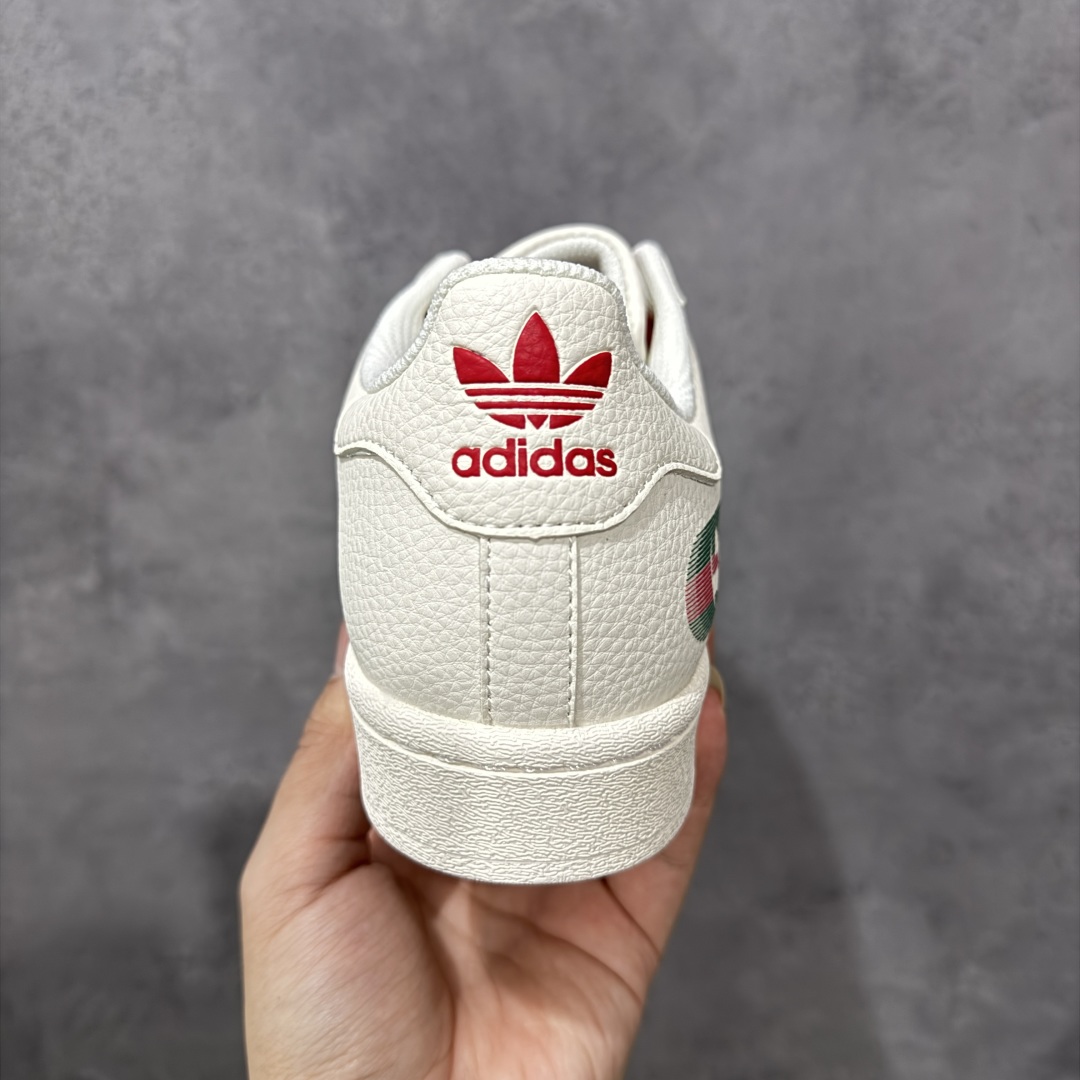 图片[4]-【定制版】AD Originals Superstar x GUCCI 白红 采用全新头层拼接皮革材质 后跟采用特色3D立体印字 渠道正品订单 诠释市场最高工艺水平 全鞋进口头层皮料打造 区别市面普通真标版本，进出专柜无压力 货号：QC2601 尺码：36-45-选品中心